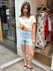 V-Waist Short in Backbeat