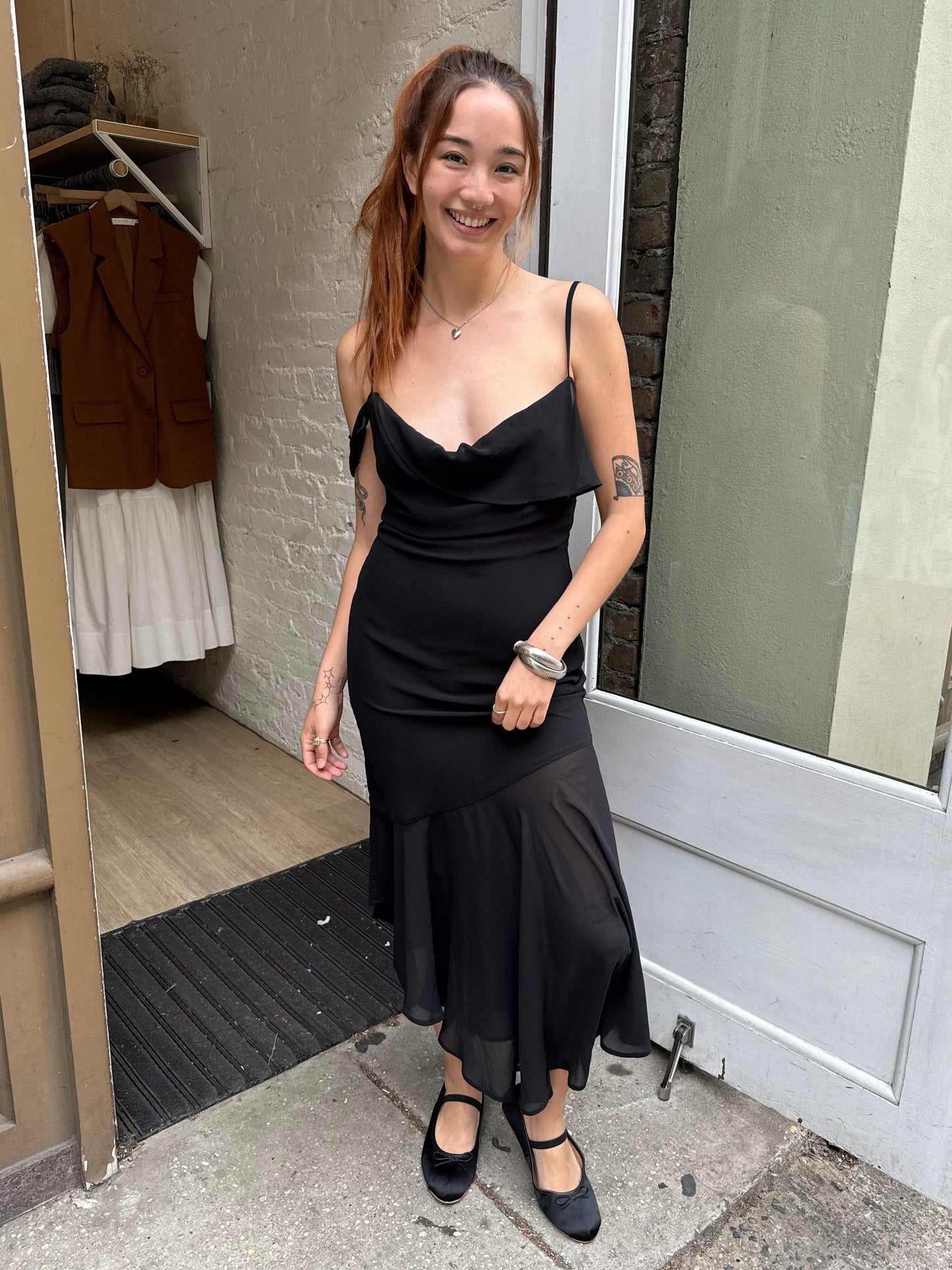 Ramsey Midi Dress in Black