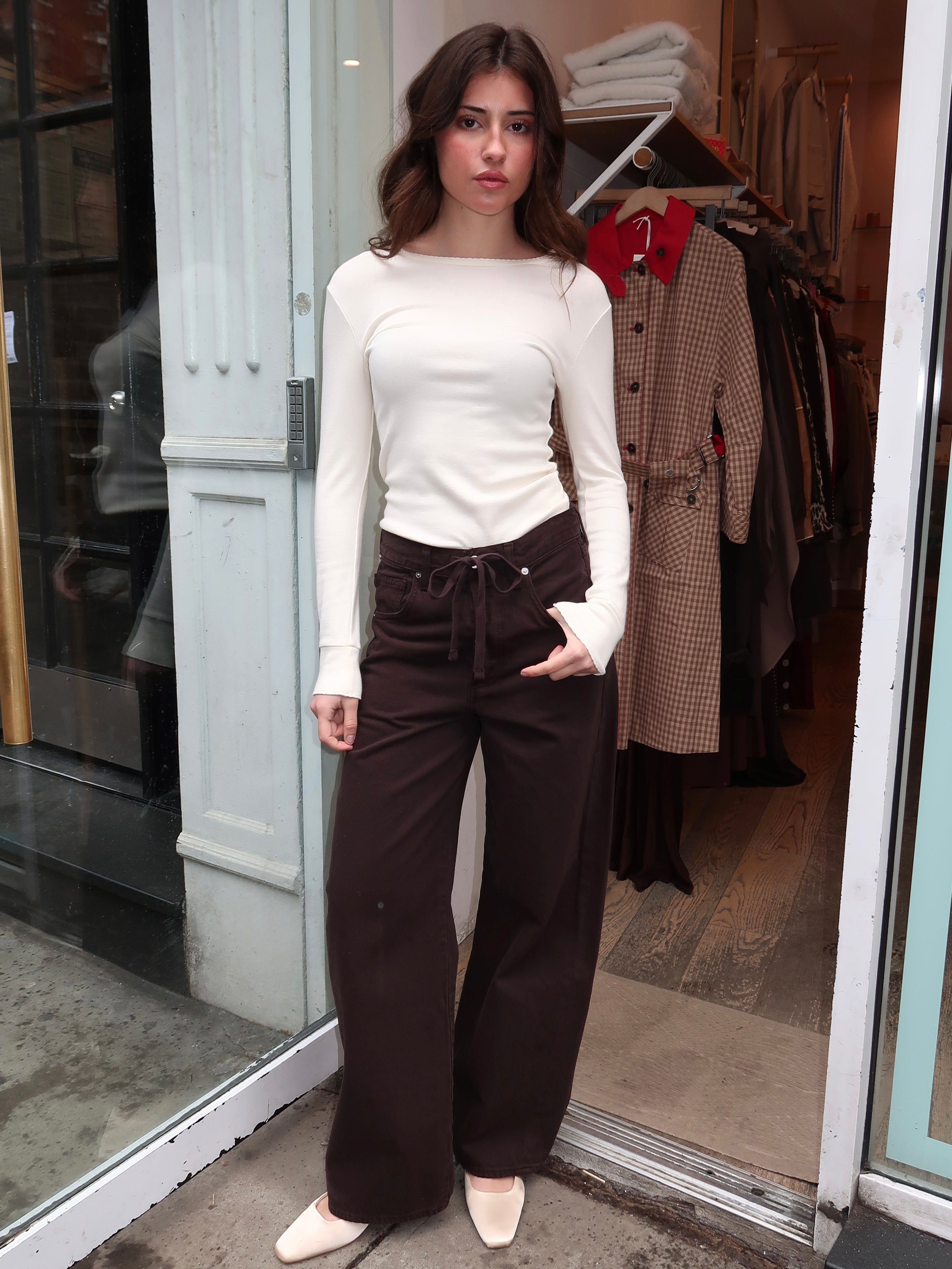 Brynn Drawstring Trouser in Carob – Isalis