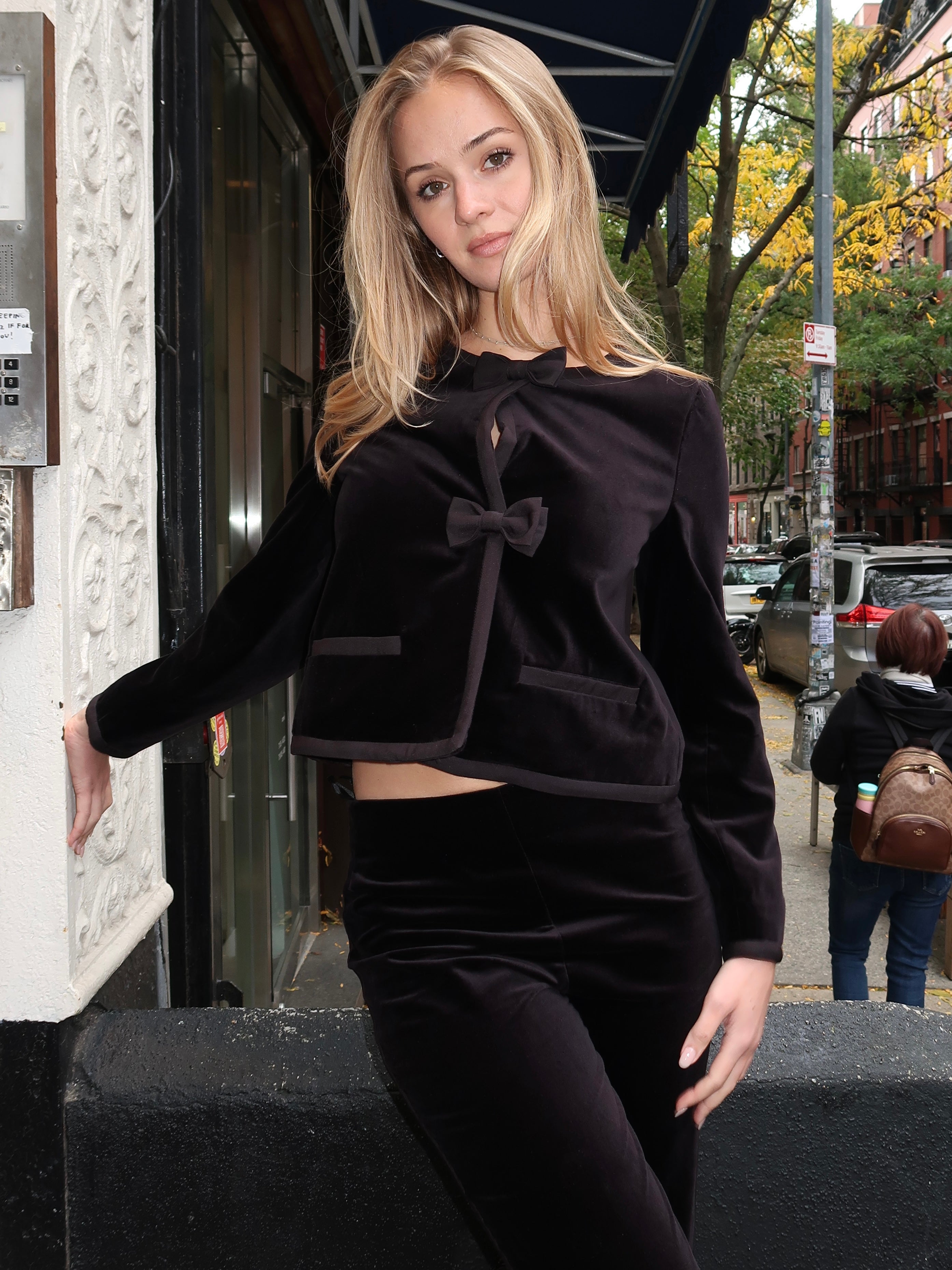 Quincy Cropped Jacket in Black