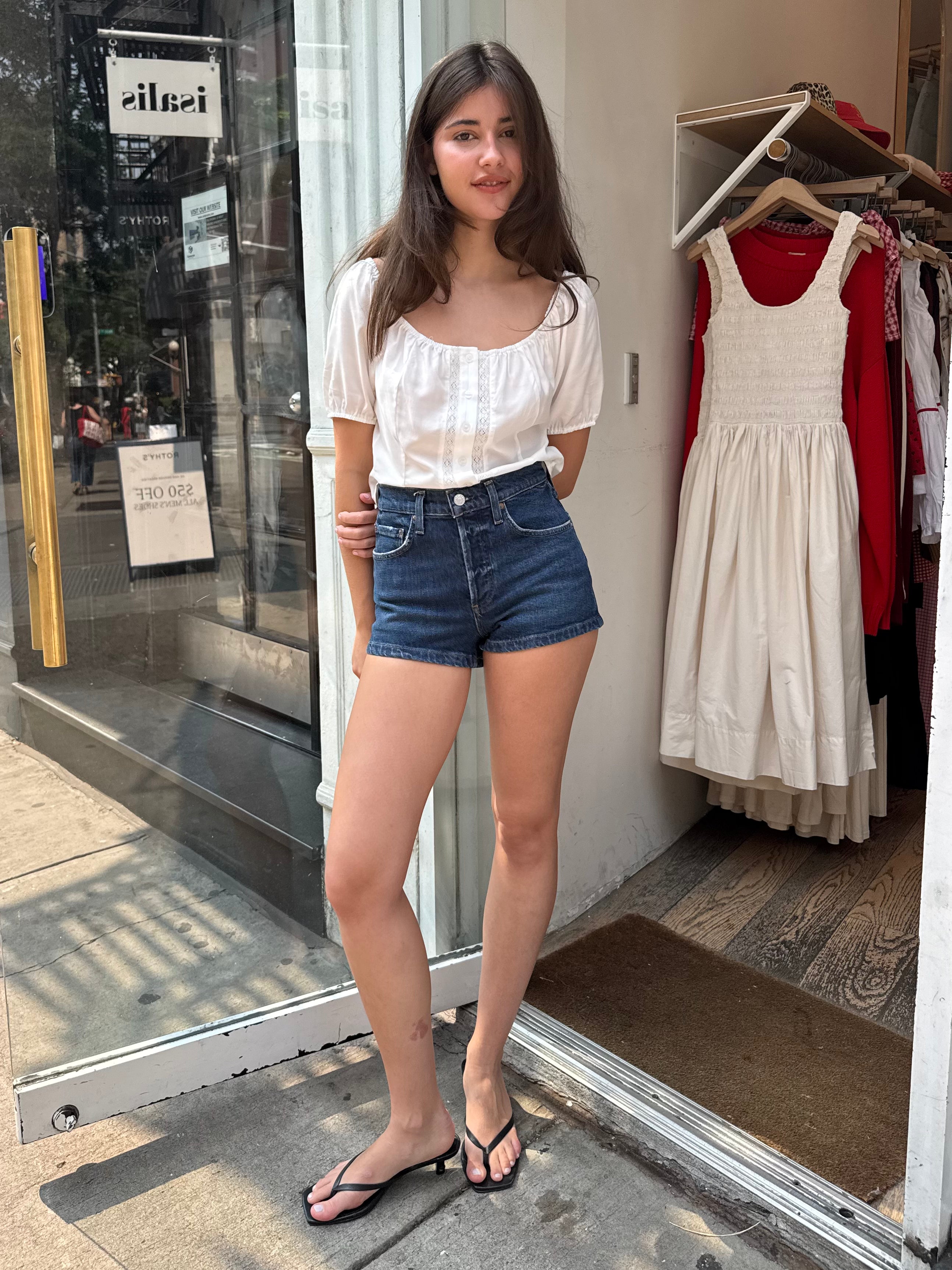 Ridley Short in Duster