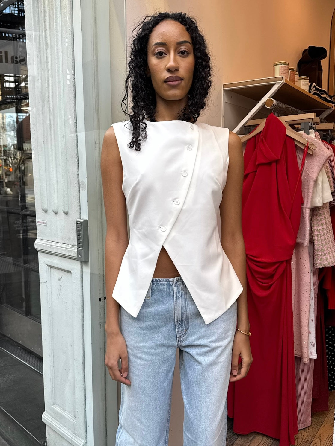 Ariana Asym Vest in Off-White – Isalis