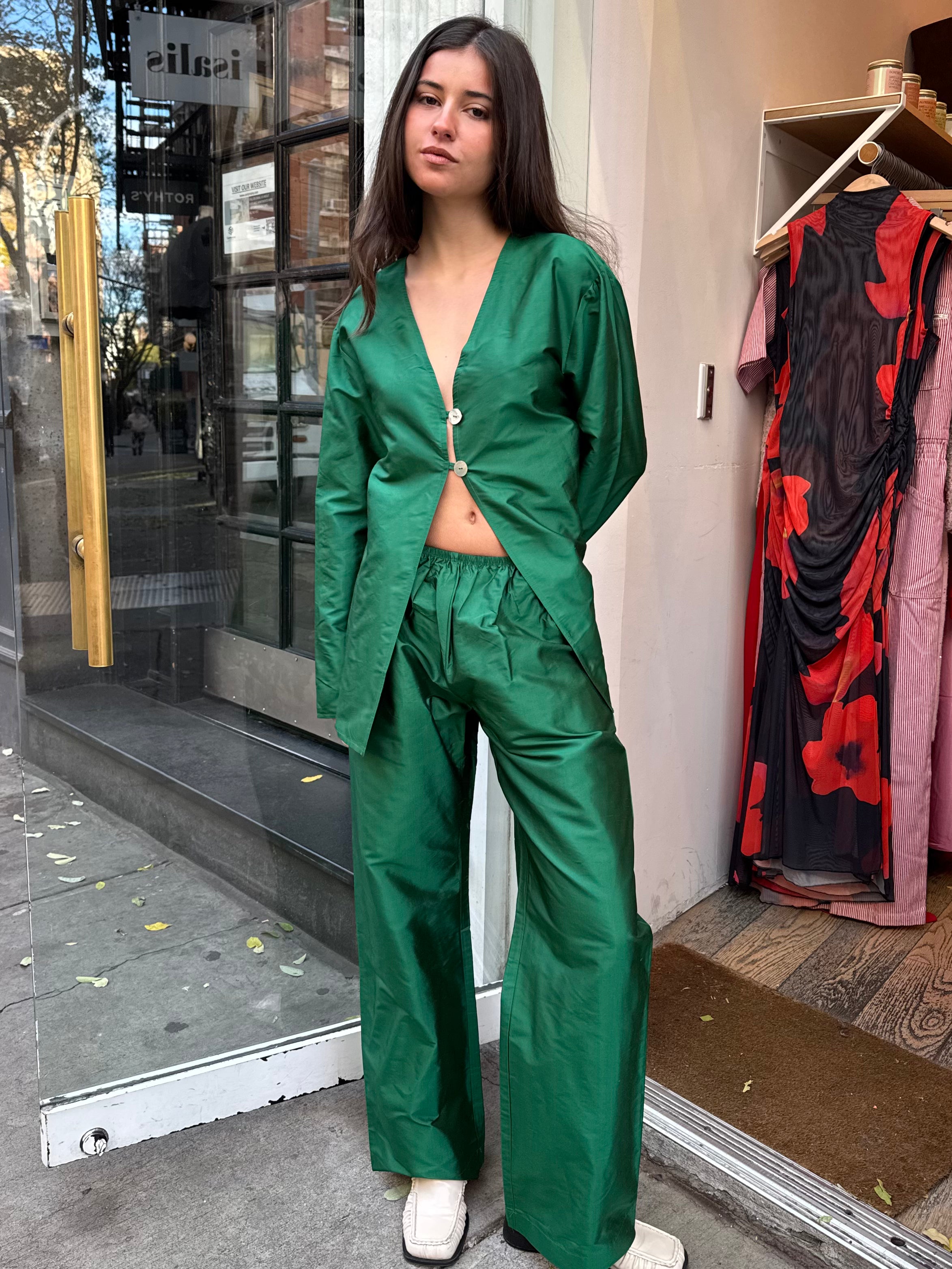 Taffeta Simple Pant in Broccolini – Isalis