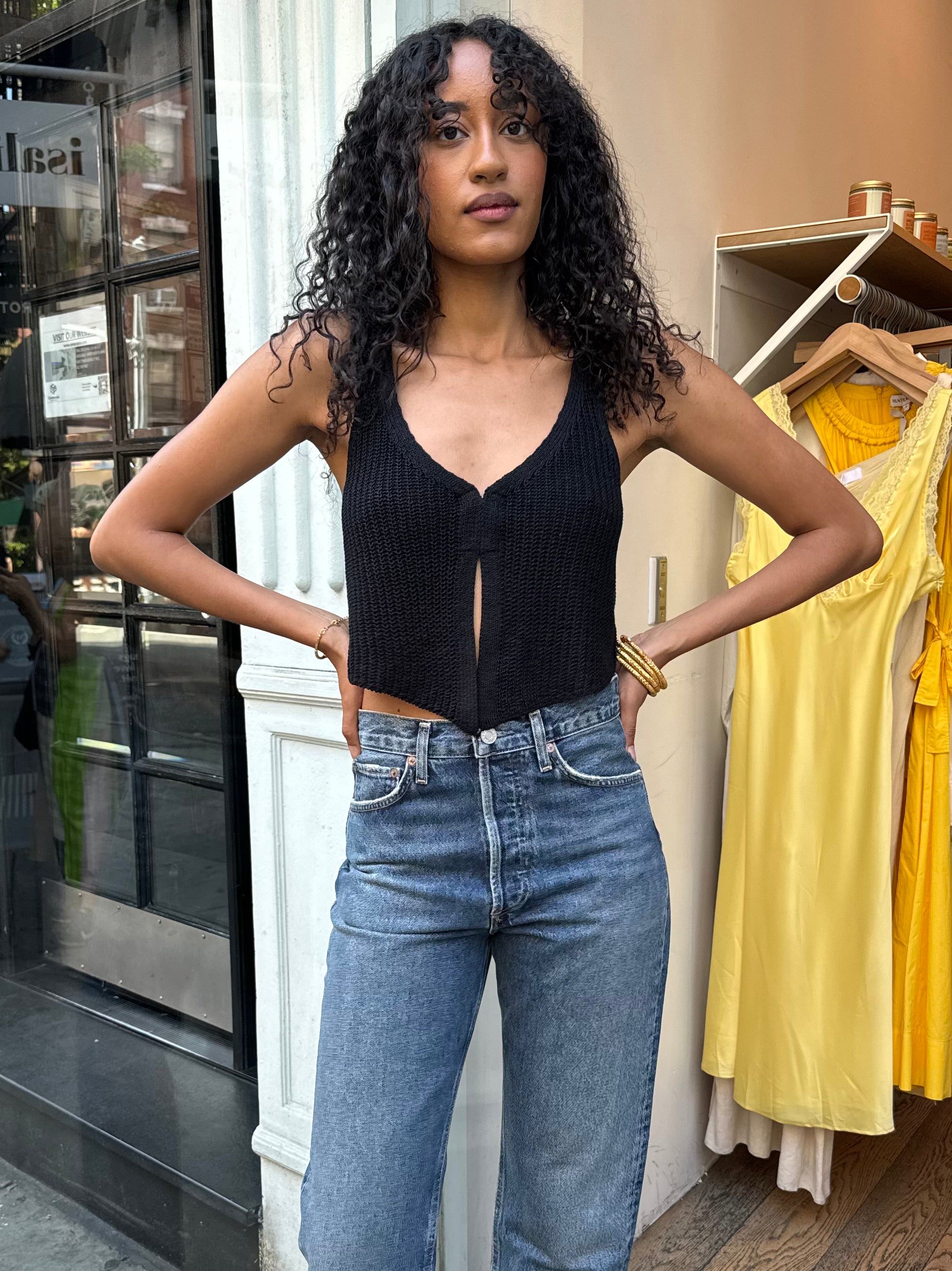 Knit Crop Vest in Black – Isalis