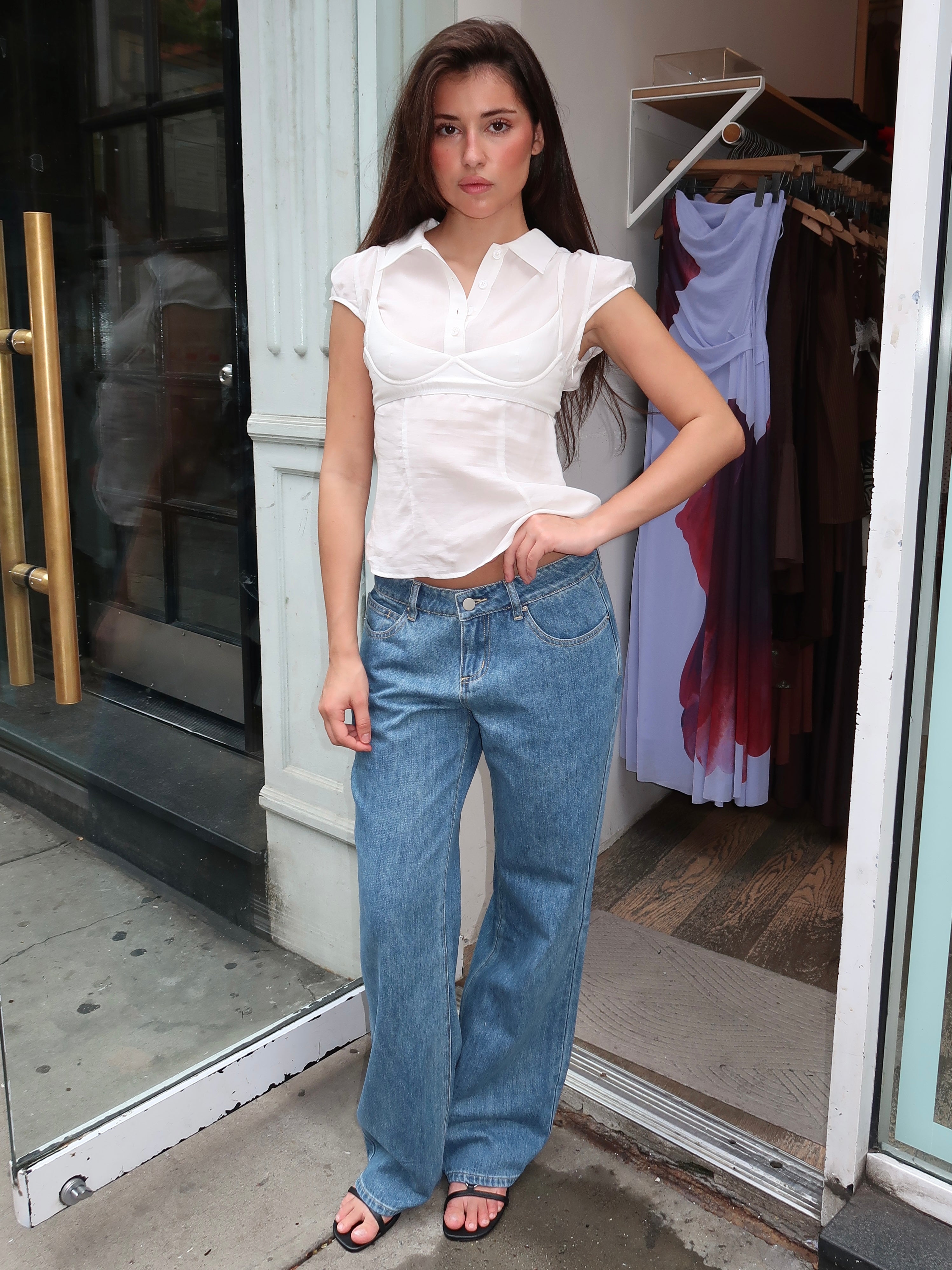 Bowery Low Rise Wide Leg Jean in Classic