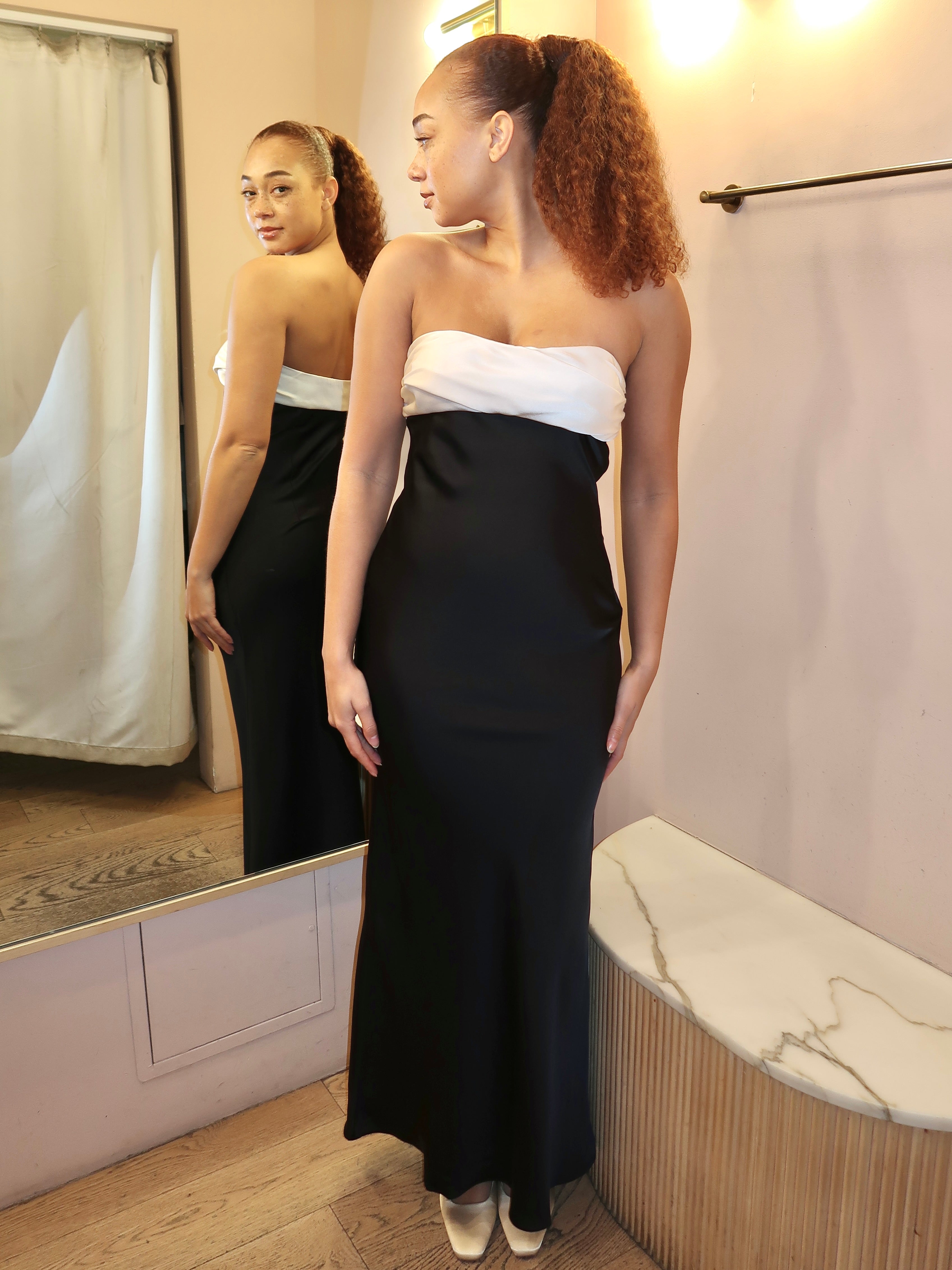 Sunset Dress in Black Isalis Sunset Dress in Black Isalis