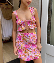 Load image into Gallery viewer, Breezy Set in Pink Floral
