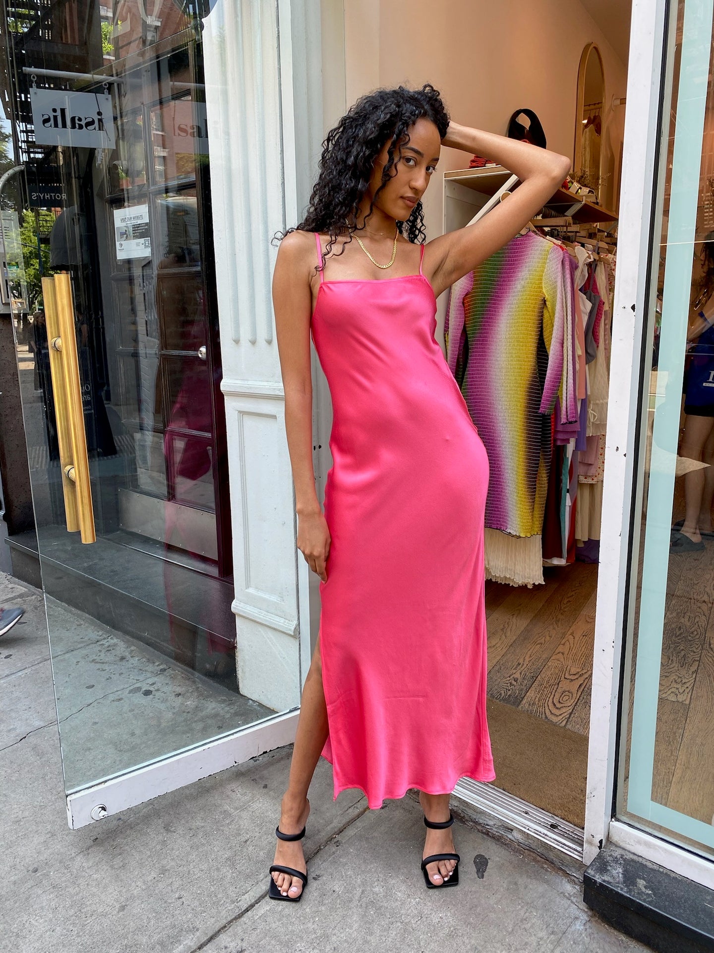Mari Square Neck in Guava