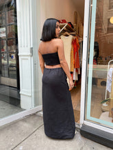 Load image into Gallery viewer, Cataline Skirt in Black
