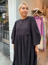 Load image into Gallery viewer, Spring Garden Dress in Black
