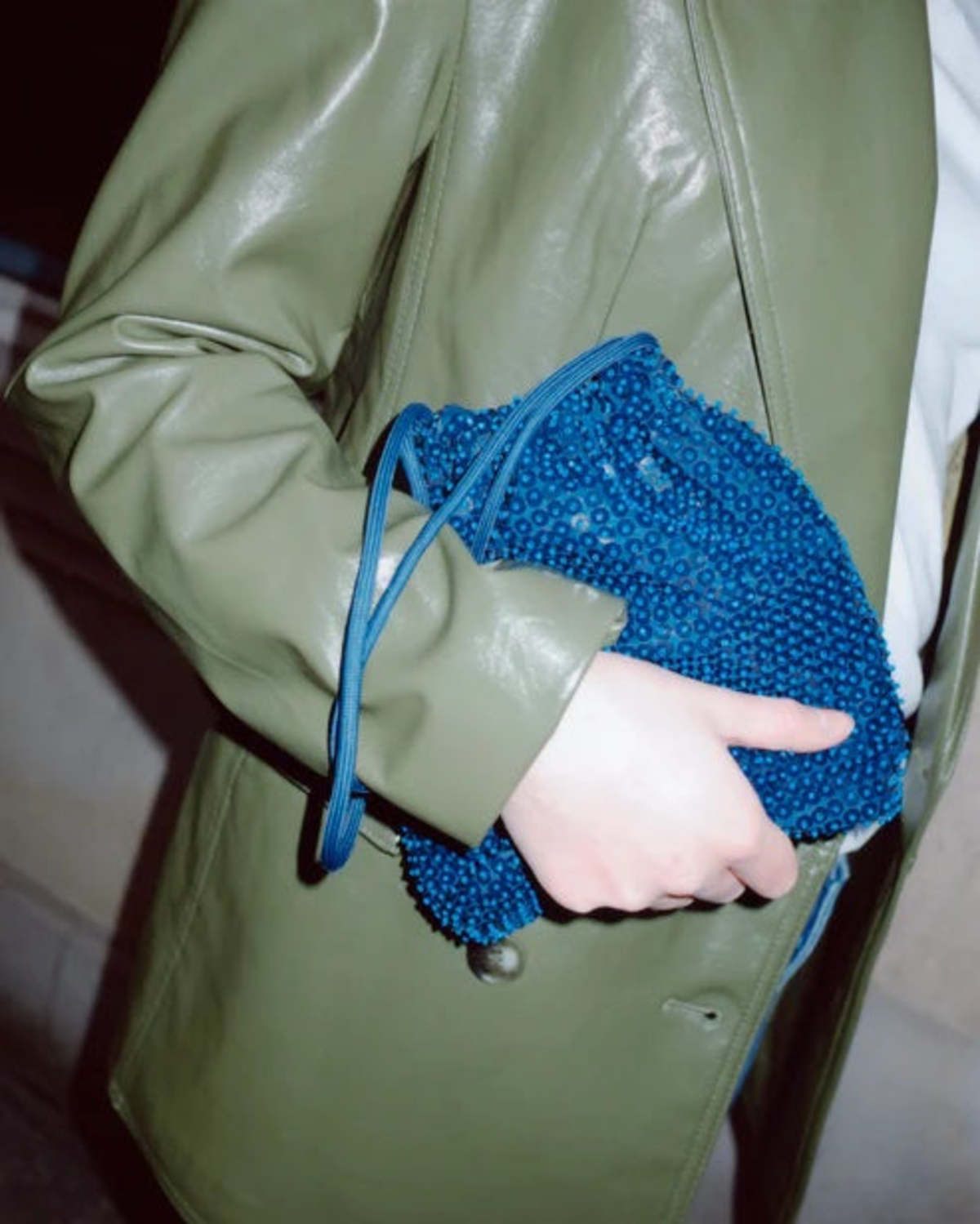 HVISK-POUCH-CLOSTER-BEADS---SHEENY-NAVY-20240429010904.jpg