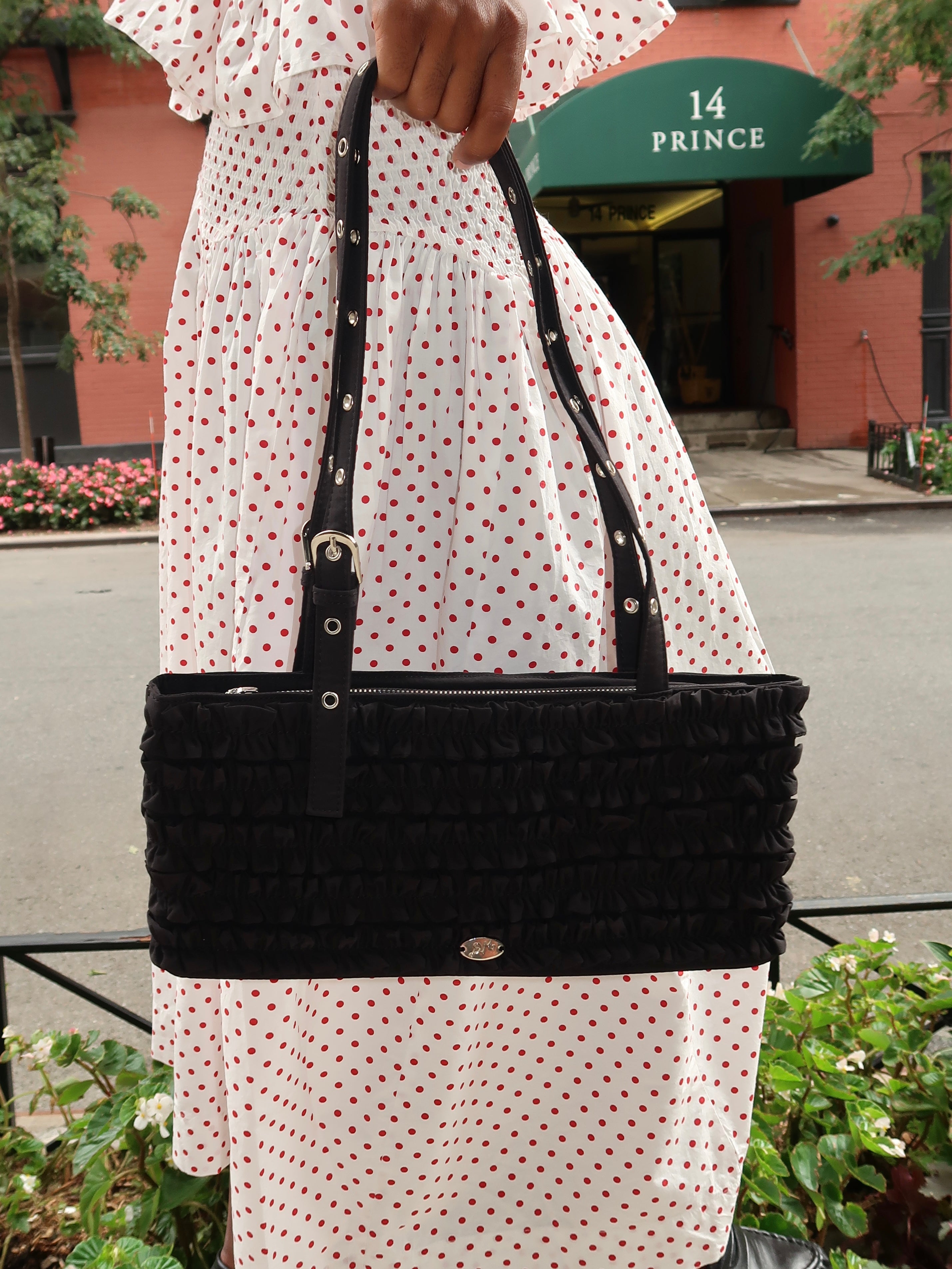 Sophia Ruffle Bag in Black