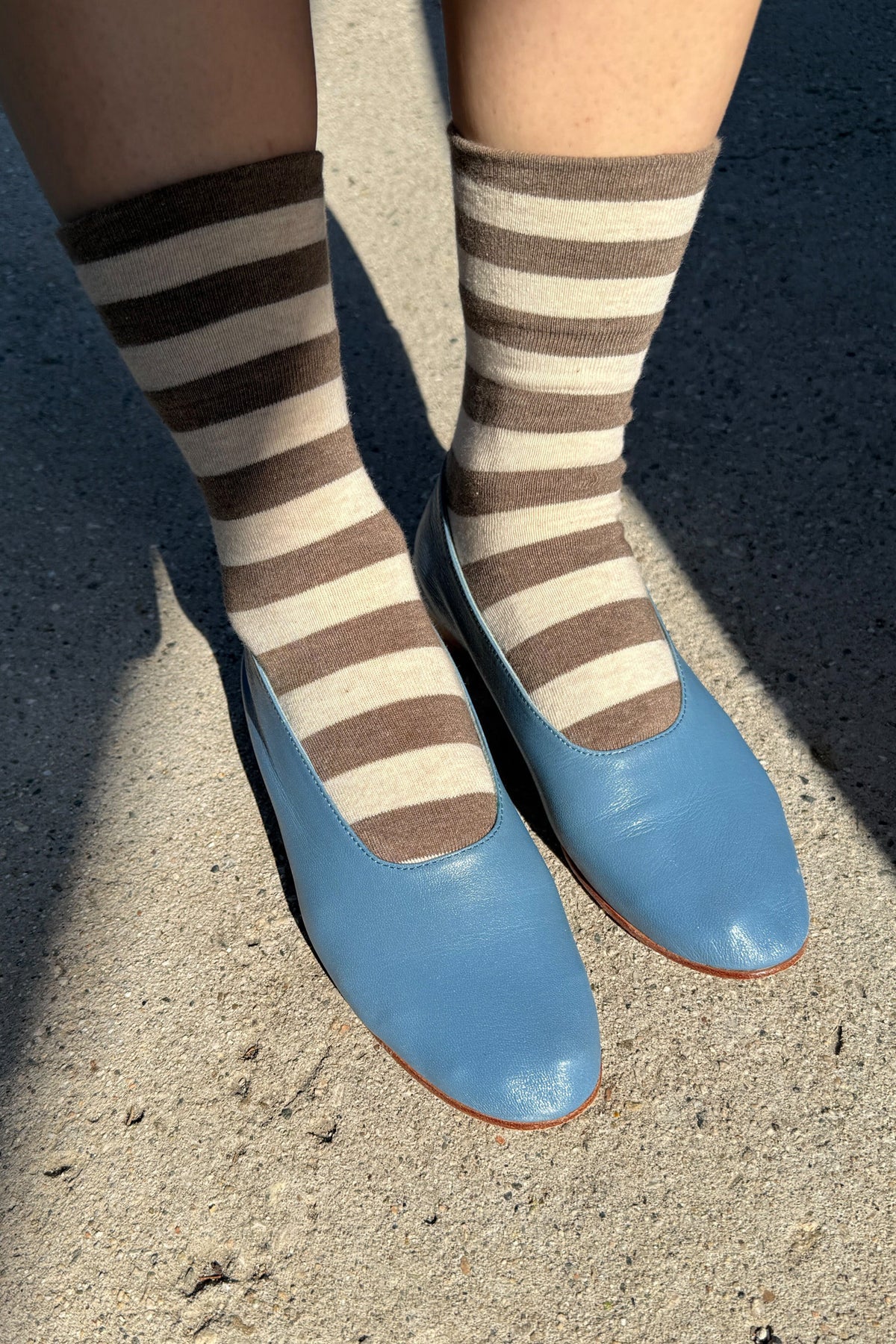 Wally Socks in Wide/Brown Stripe