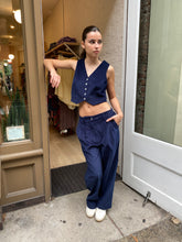 Load image into Gallery viewer, Cord Pleated Trouser in Navy
