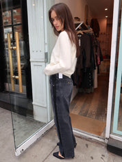 Lindz Easy Straight w/ Tuxedo Stripe in Kuro