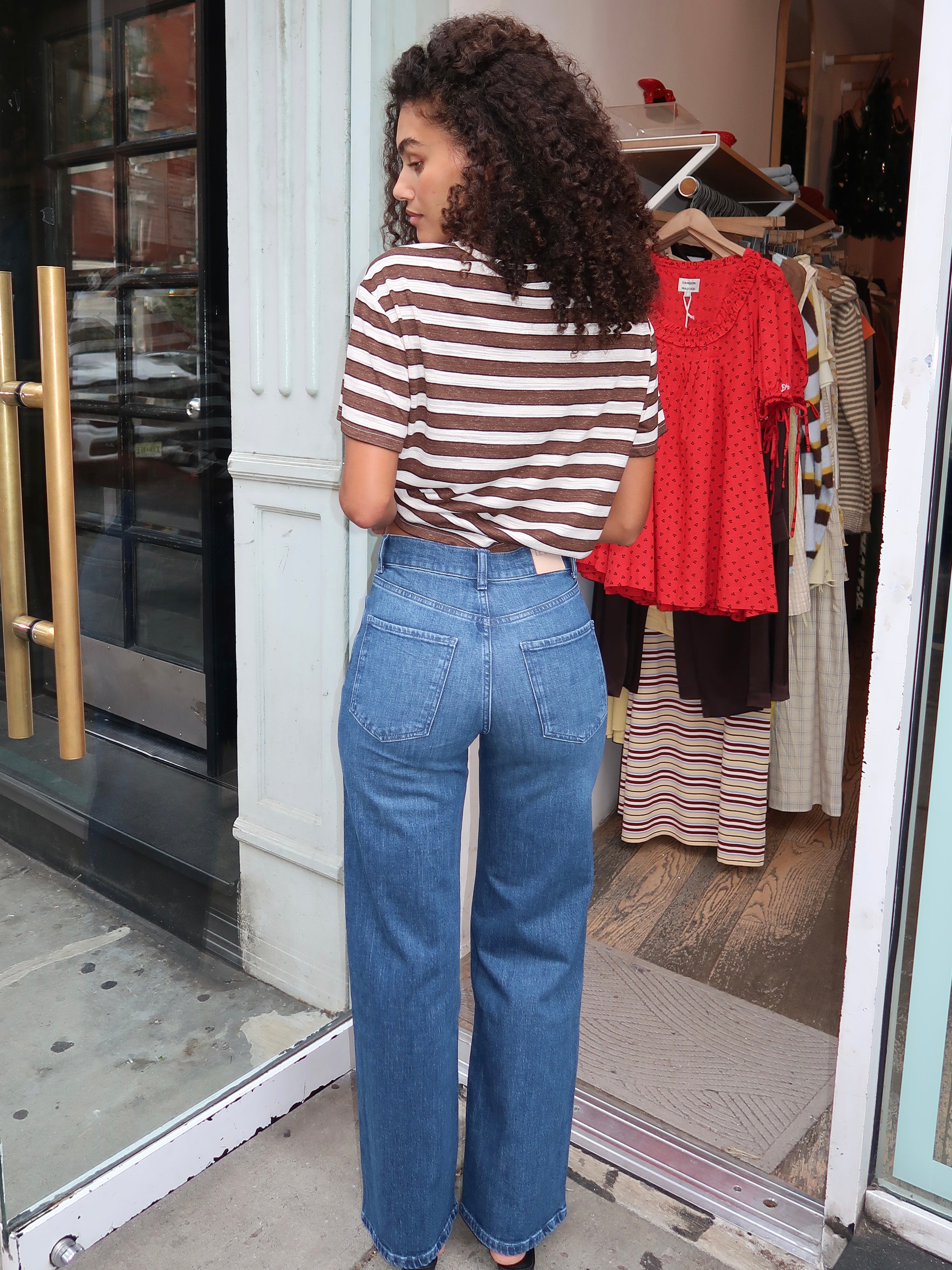 Column Jean in London Calling