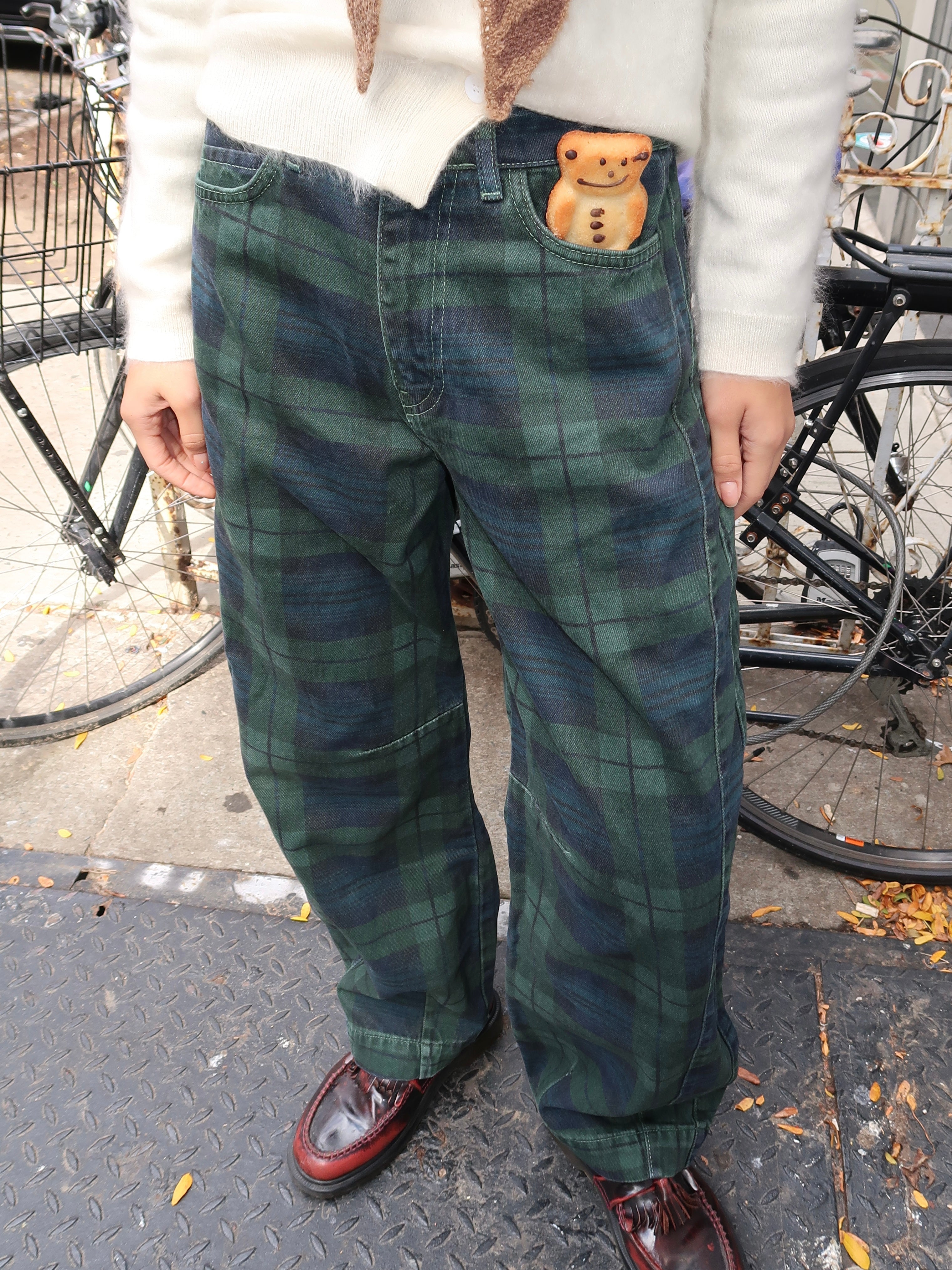 Neve Jeans in Over Dye Check Navy