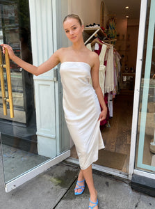 Macy Strapless Midi Dress in Pearl