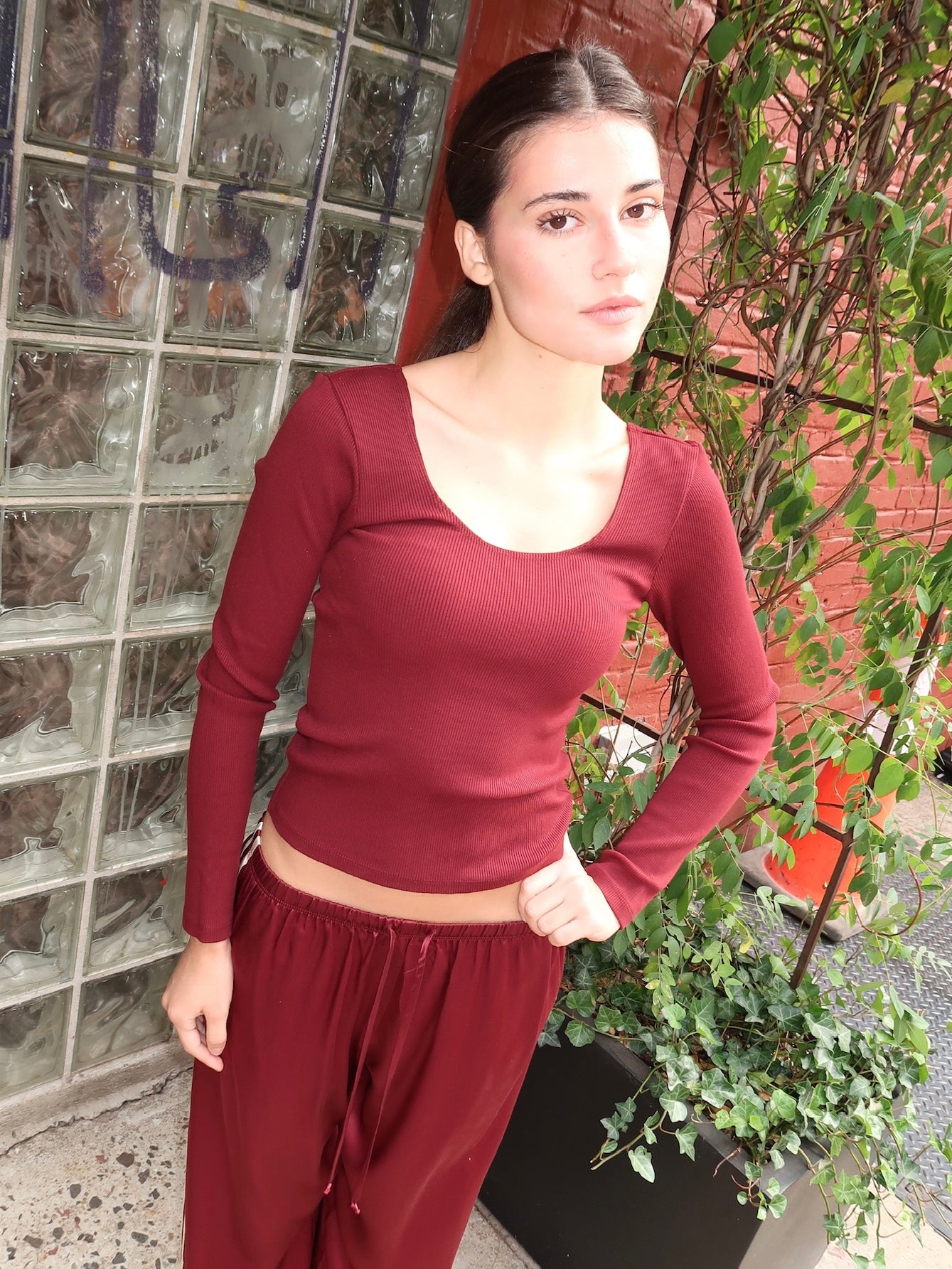 The Rib Scoop Long Sleeve in Oxblood