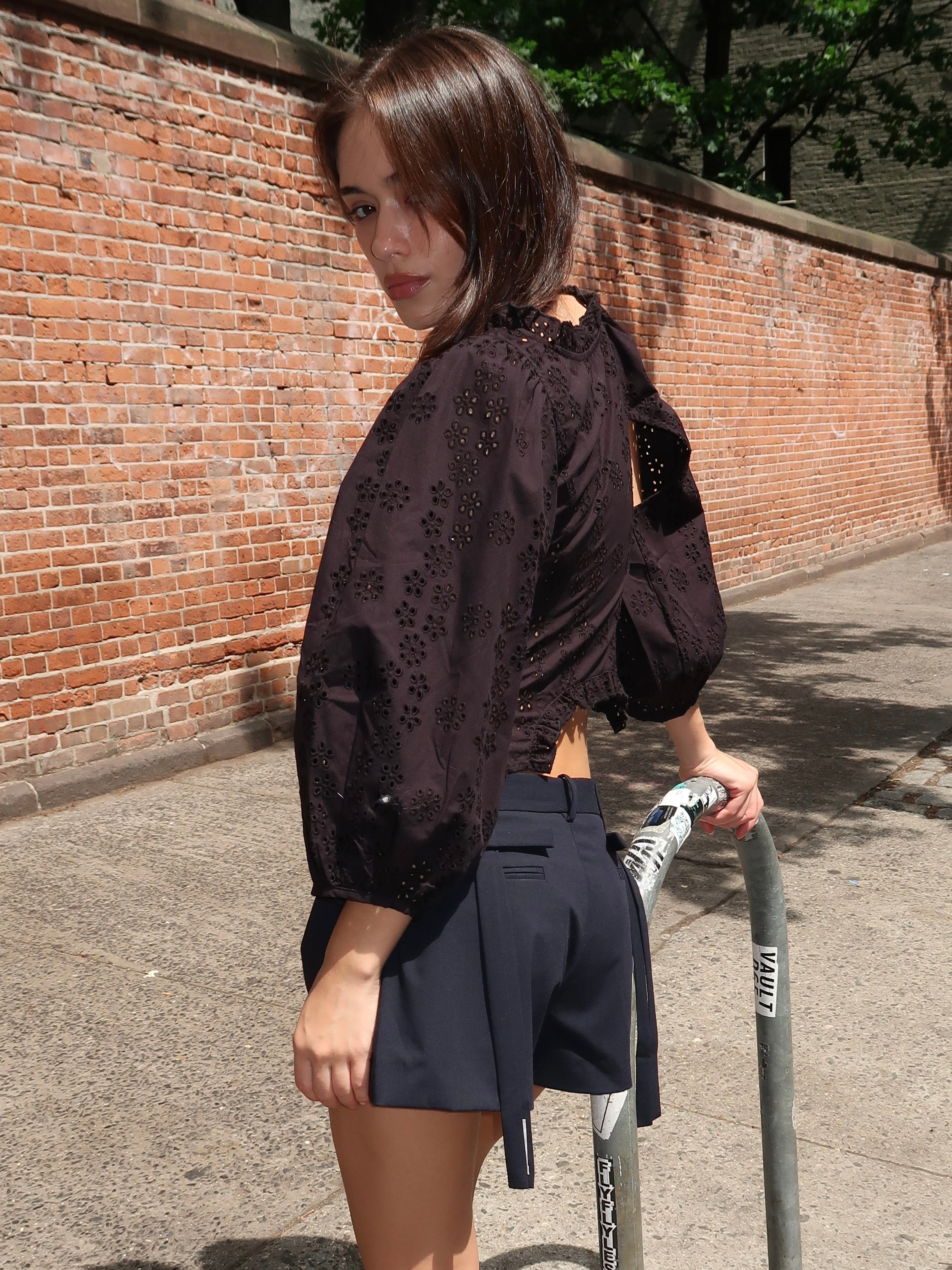Palisade Top in Black