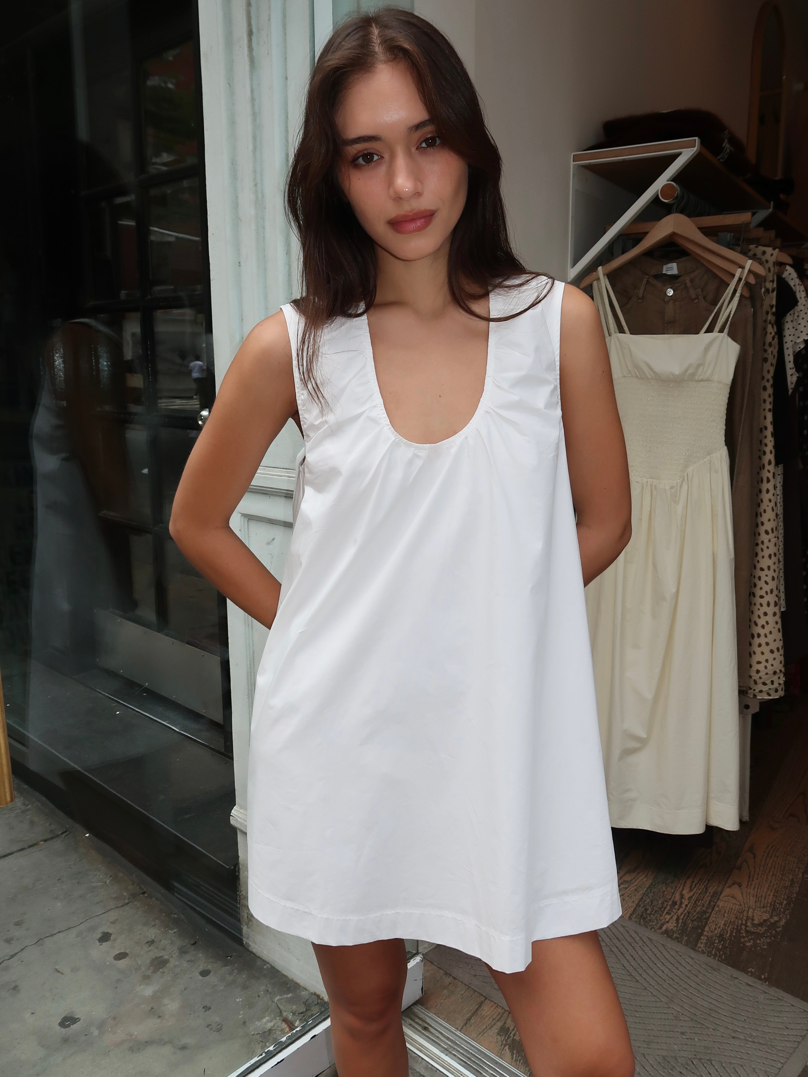 Gesa Shift Mini Dress in White