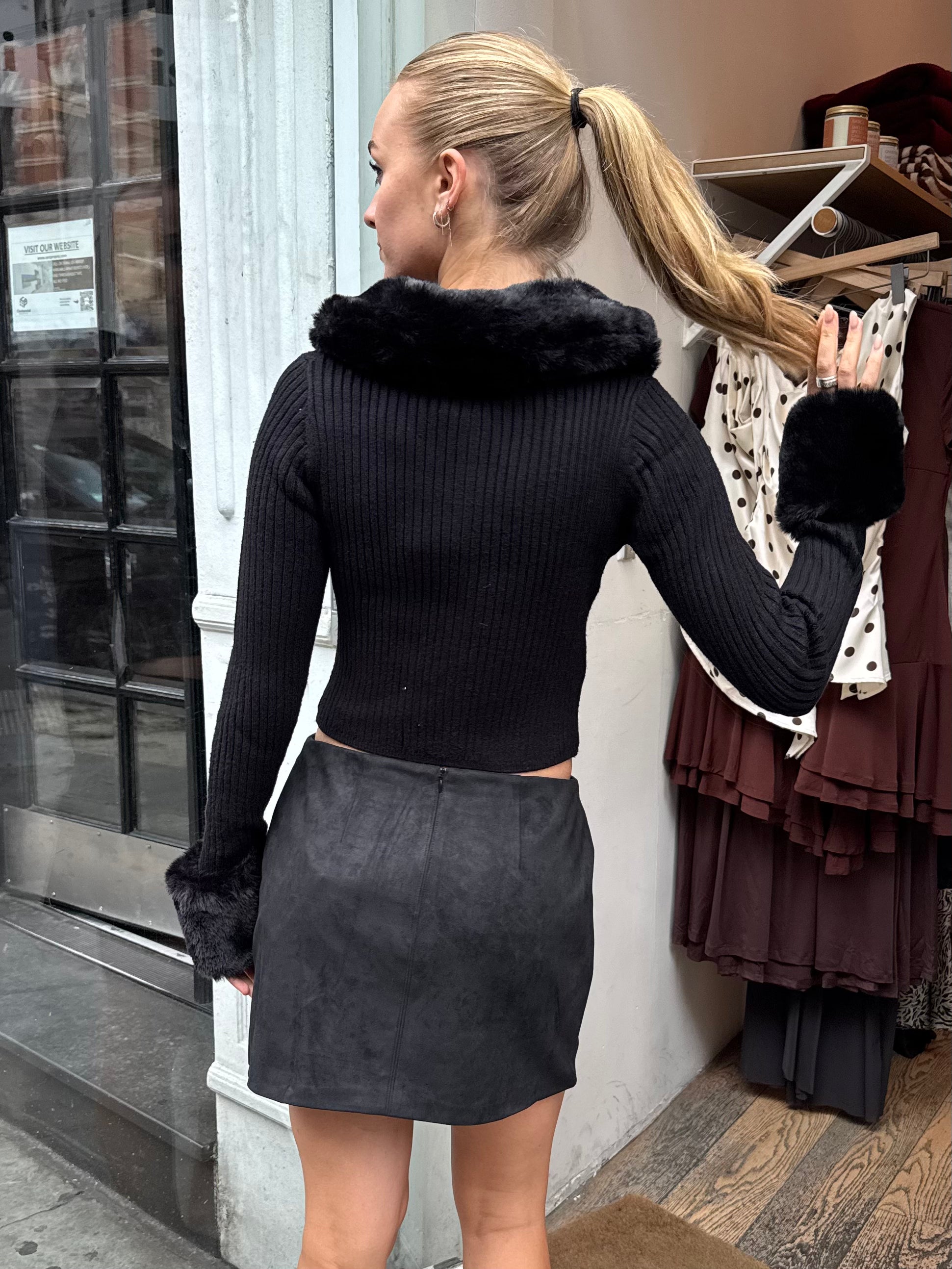 Peggy Cardi in Sable