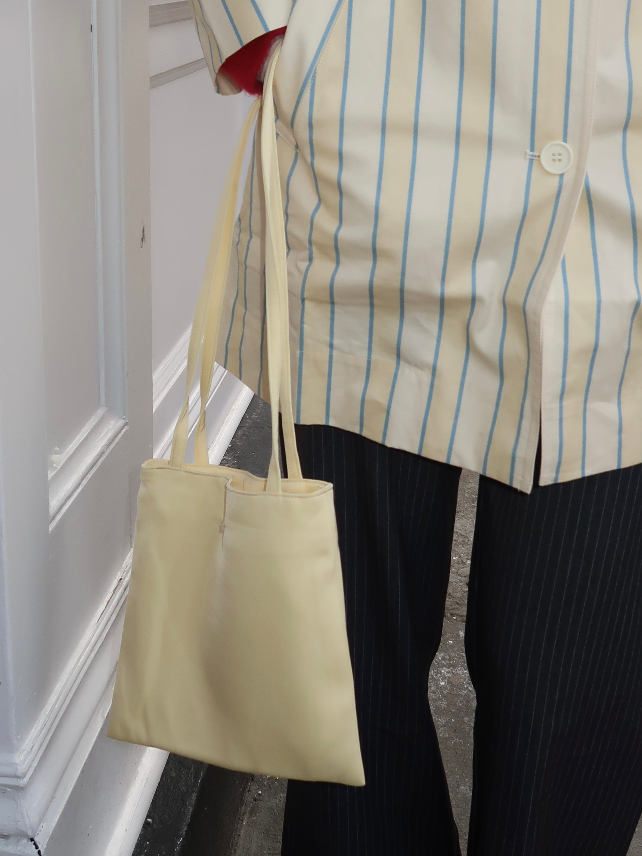 Tara Shoulder Purse in Butter