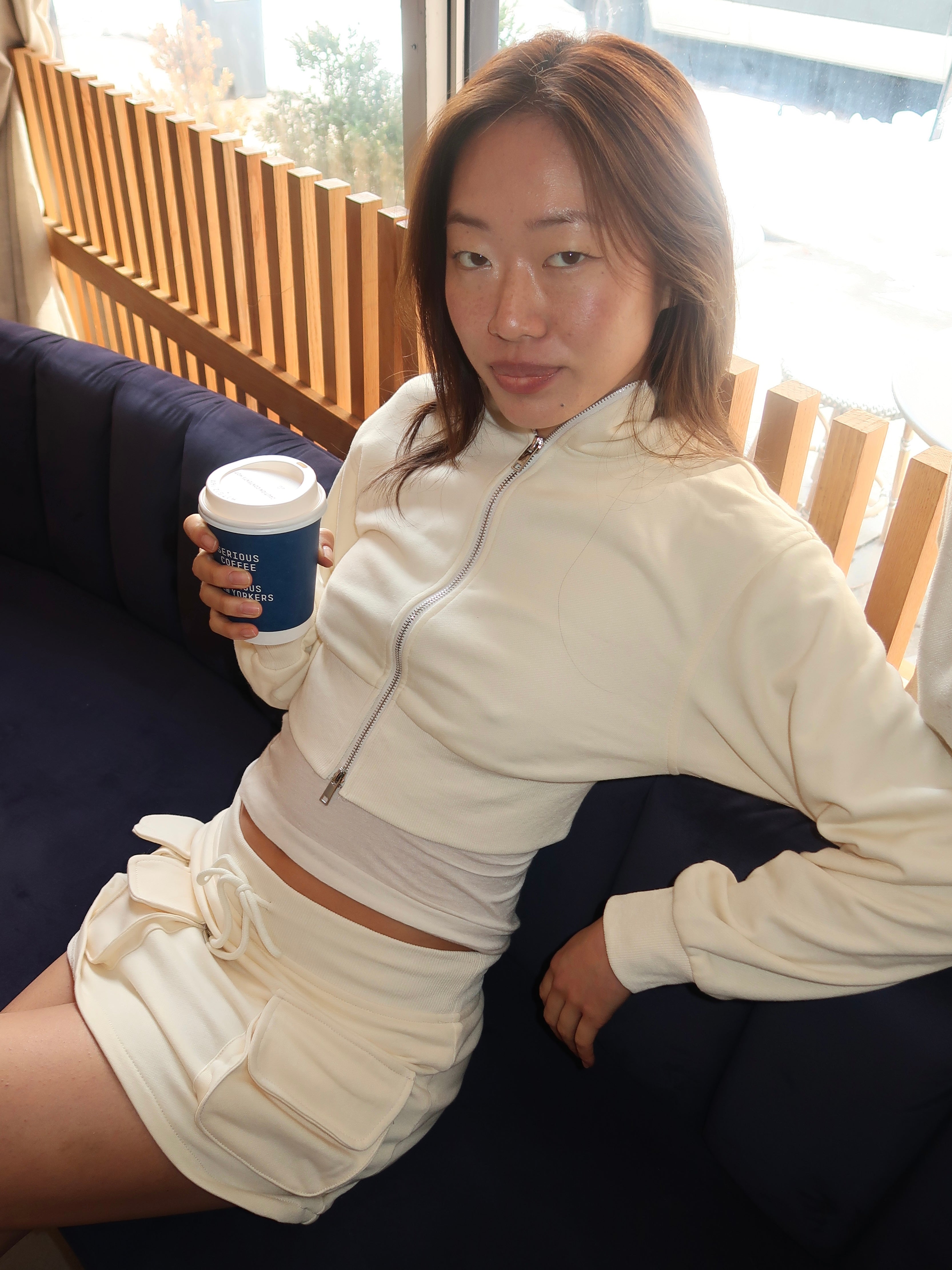 Jessa Cropped Zip Up in Ivory – Isalis