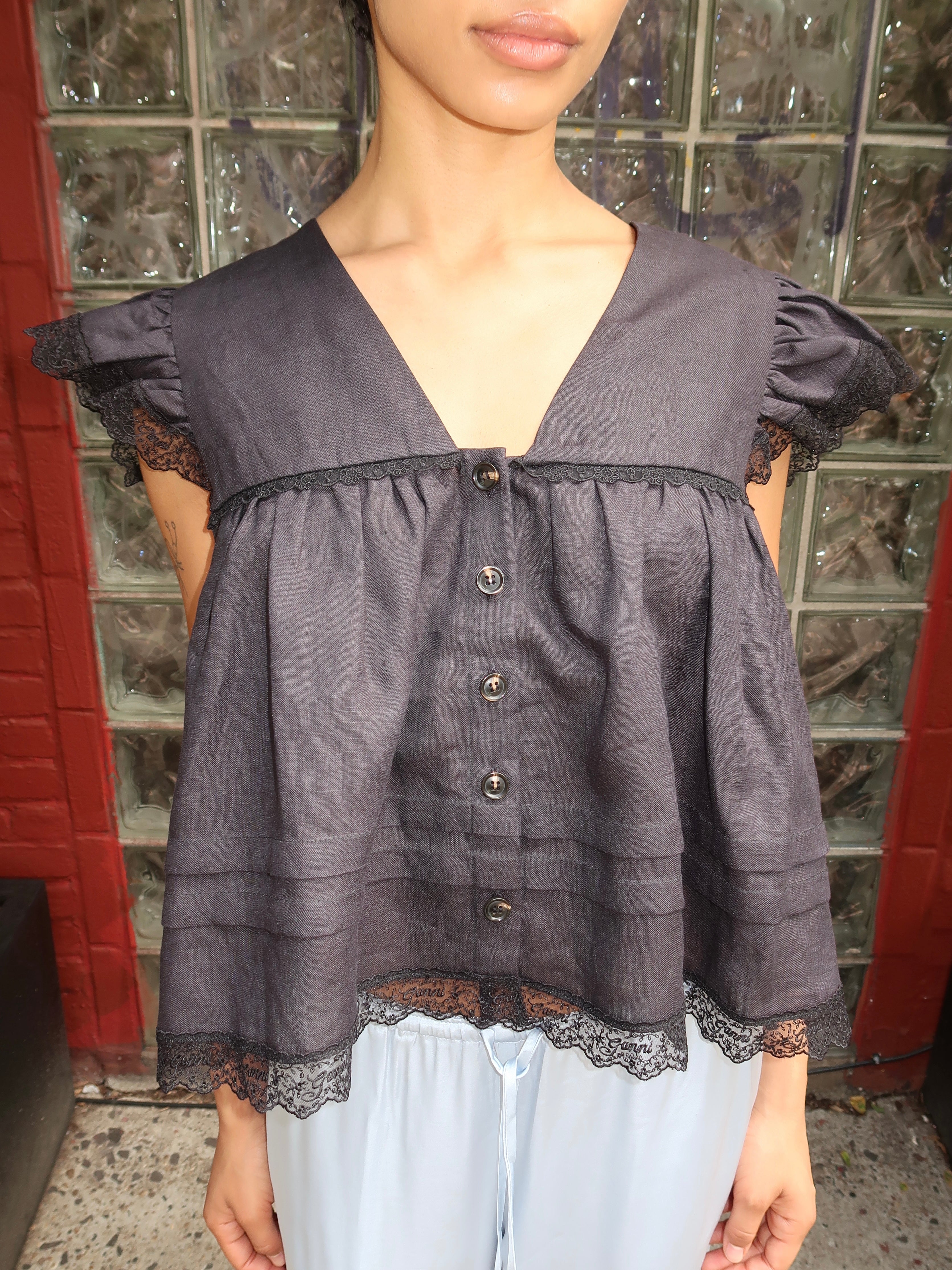 Light Linen Angel Sleeve Blouse in Black