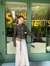 Load image into Gallery viewer, ThiaGZ Blouse in Black
