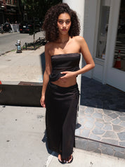 Ricky Midi Skirt in Black