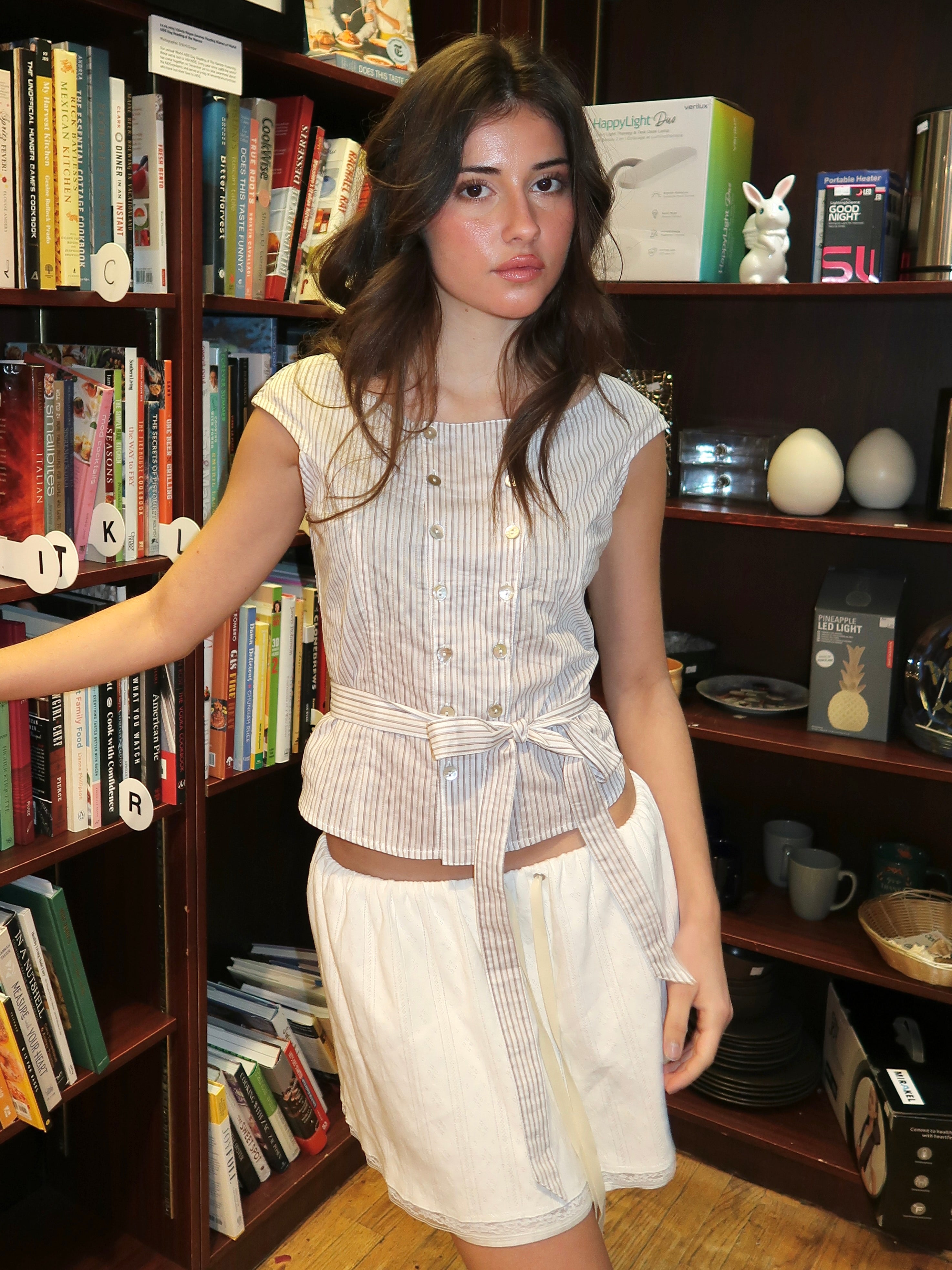Latte Stripe Tie Shirt in Multi