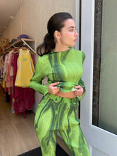Load image into Gallery viewer, Naomi Pleat Top in Green Marble Paint
