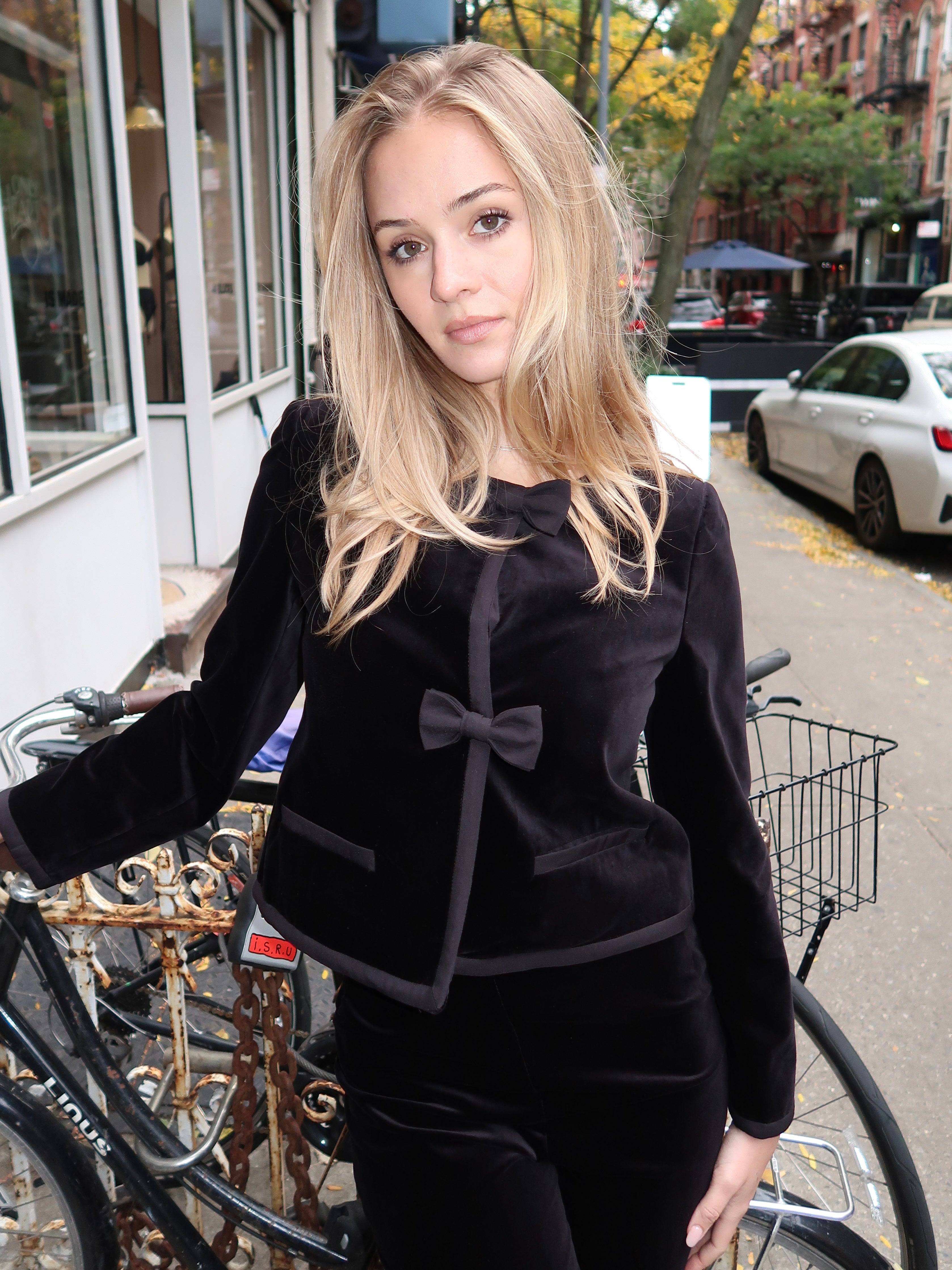 Quincy Cropped Jacket in Black