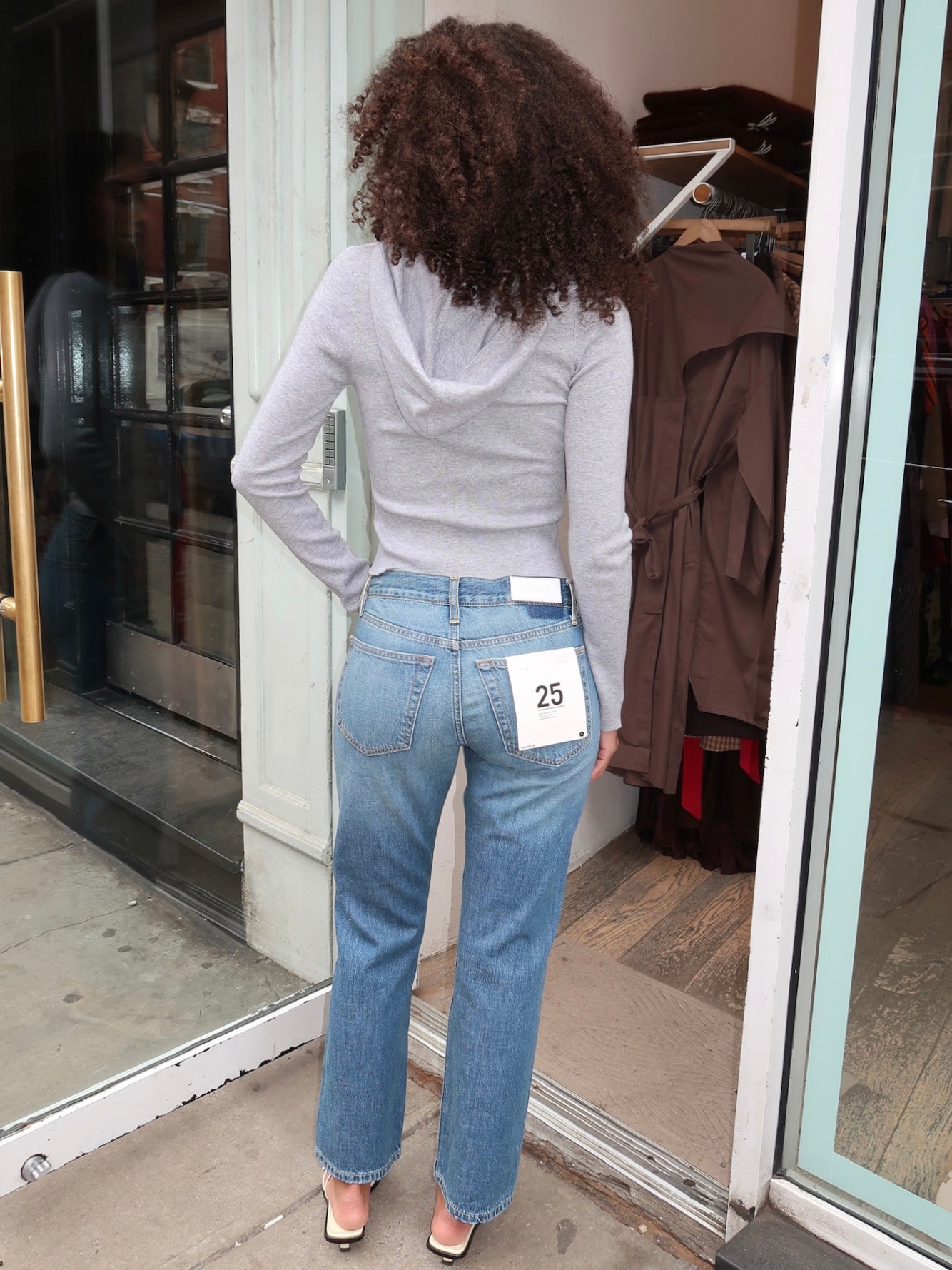 Mid Rise Blondie Crop in Mendocino Indigo