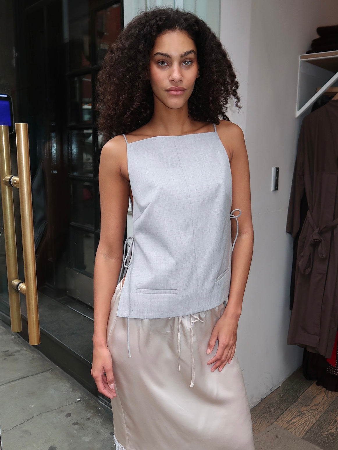 Square Side Tie Top in Concrete