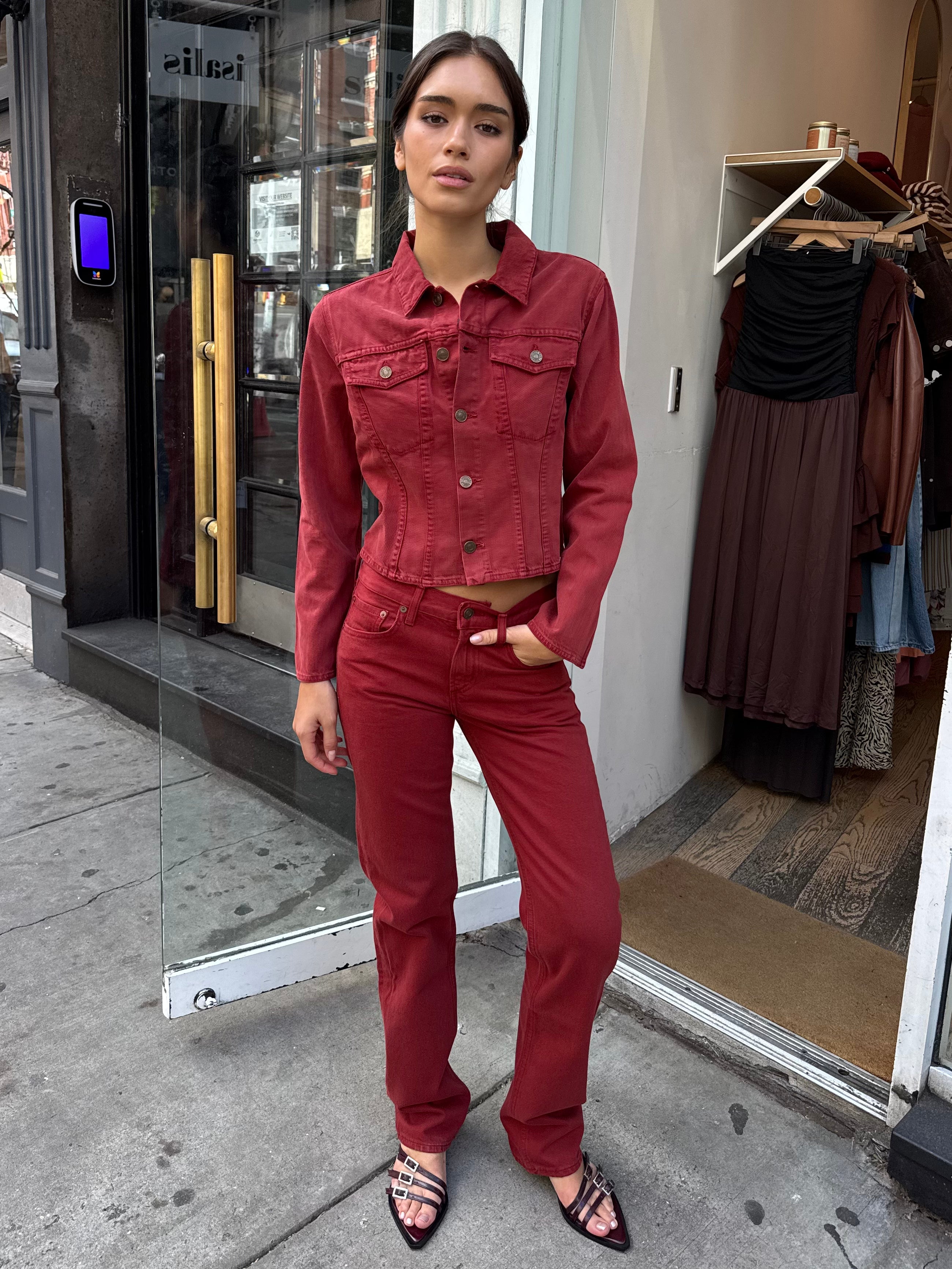 Low Rise Slim in Brick