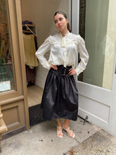 Load image into Gallery viewer, Landa Skirt in Black

