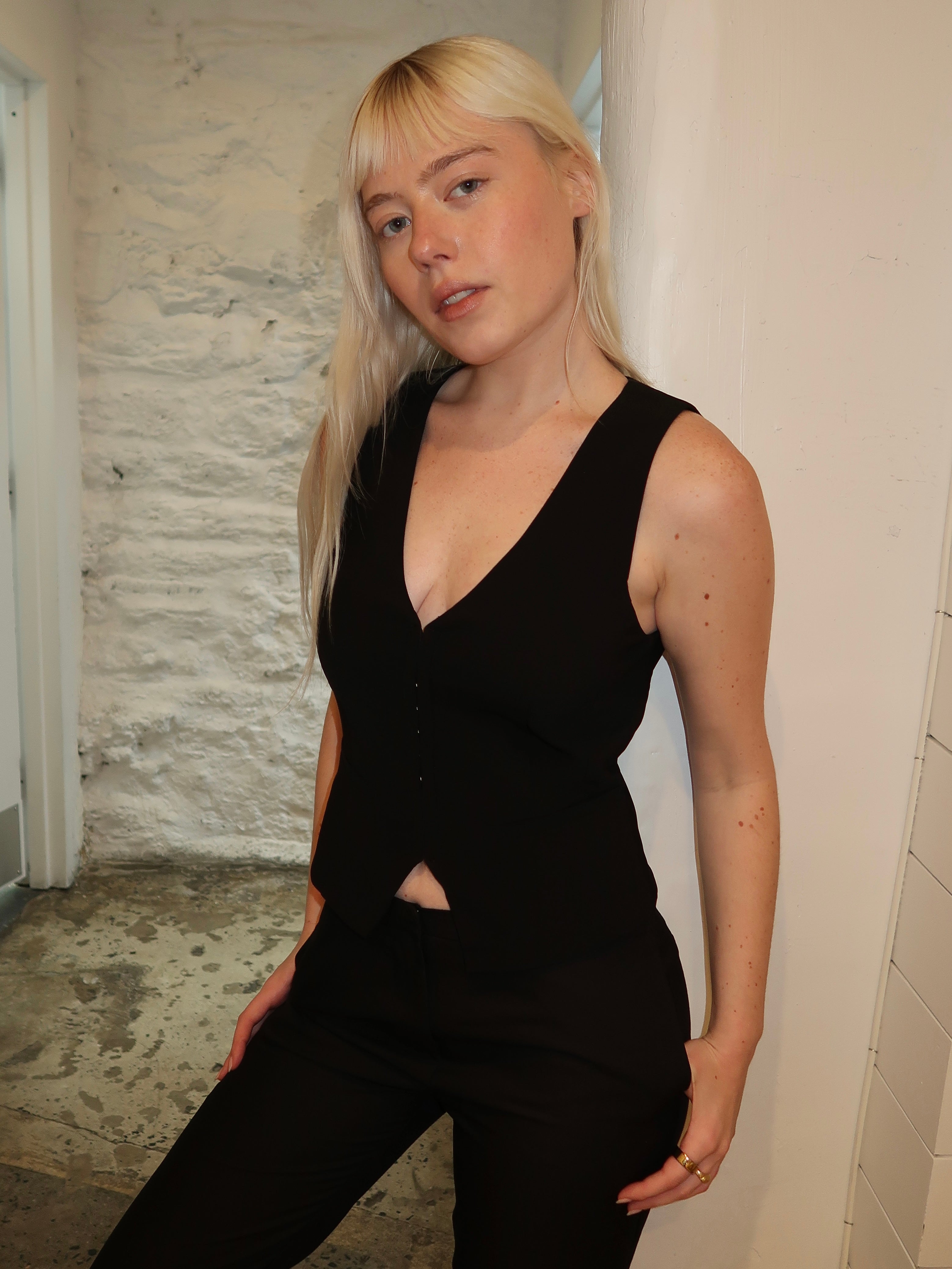 Jordan Vest in Black