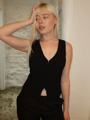 Jordan Vest in Black