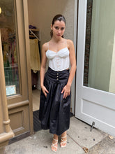 Load image into Gallery viewer, Landa Skirt in Black
