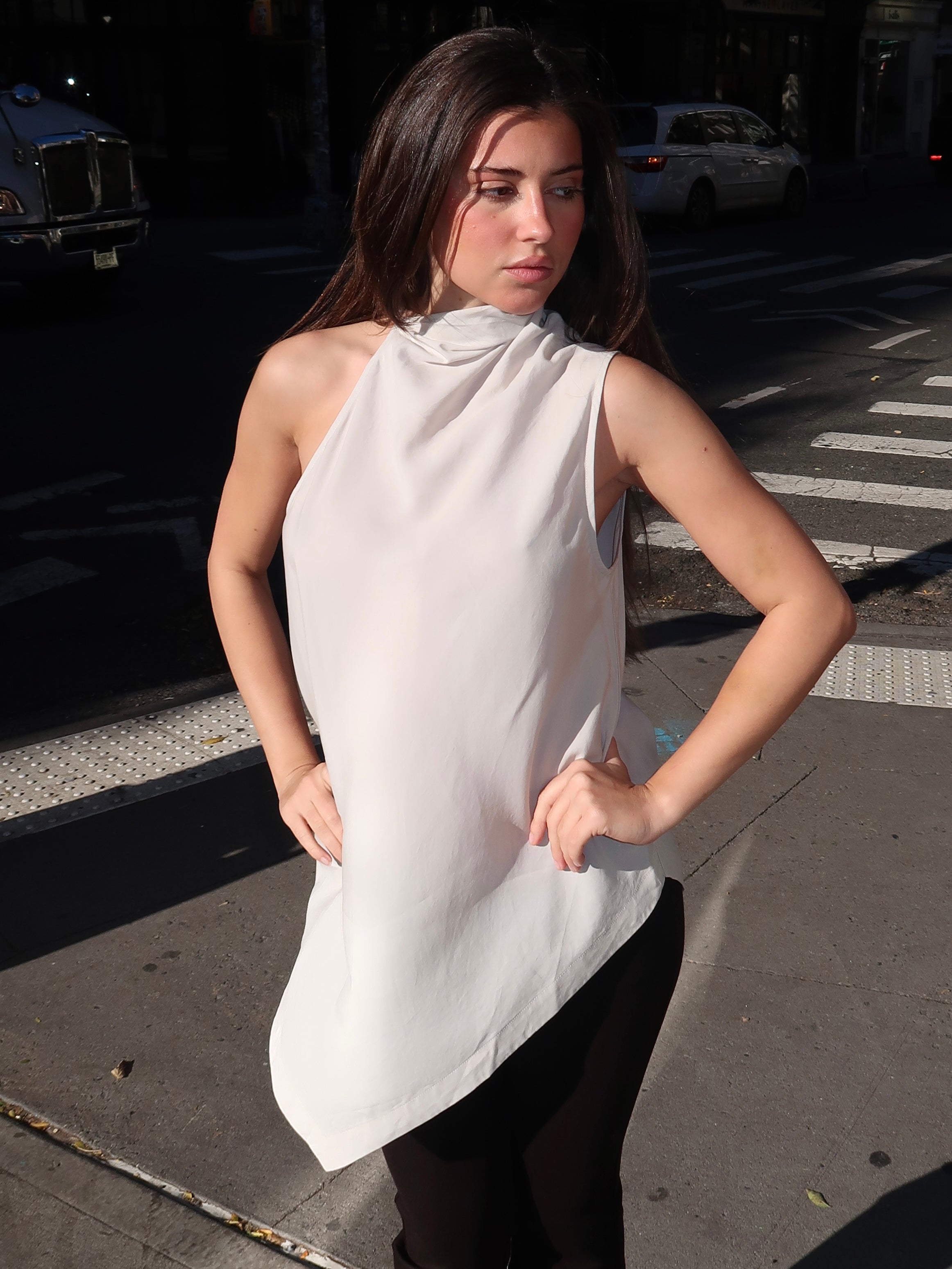 Well Top in Light Grey