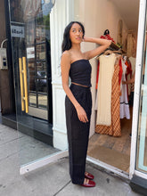 Load image into Gallery viewer, Circa Pants in Black
