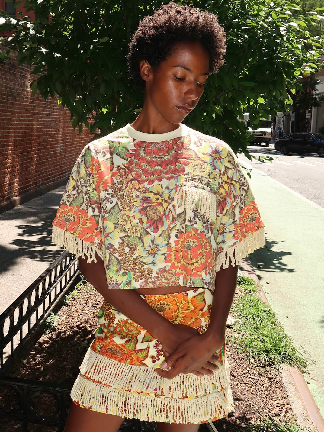 Lana Cropped Tee in Multi