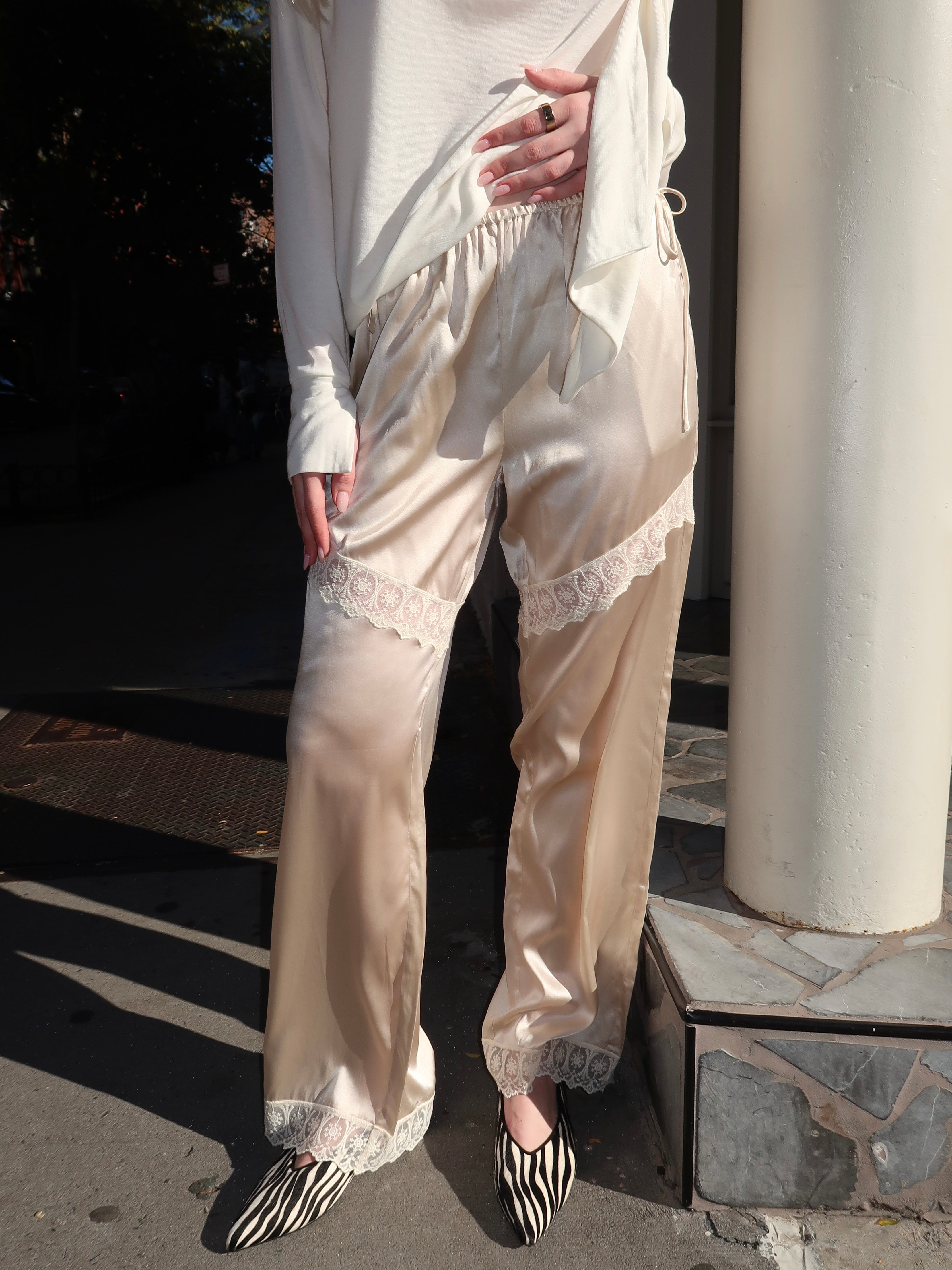 Cata Lace Pant in Ecru