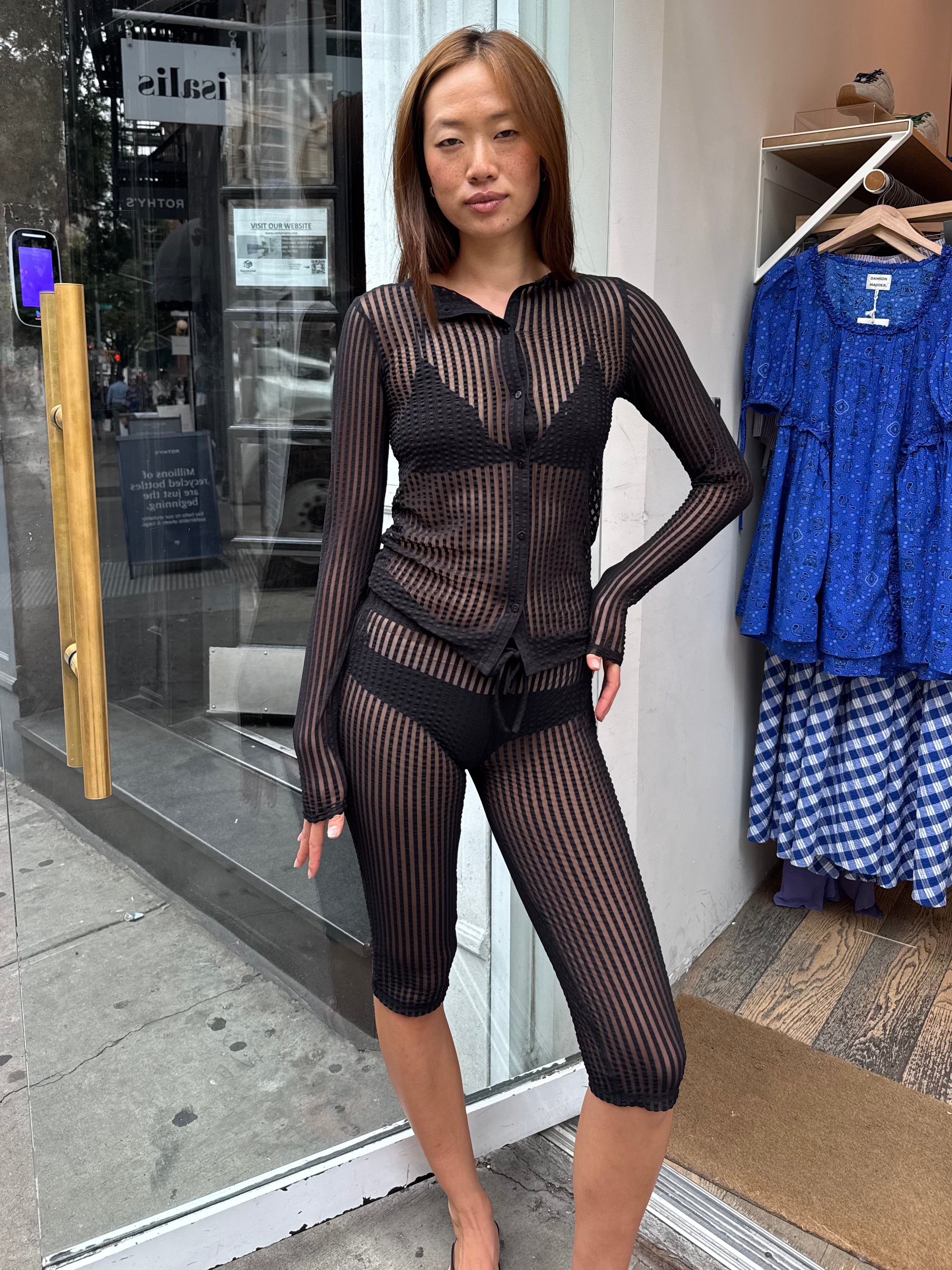 Addison Capri in Black