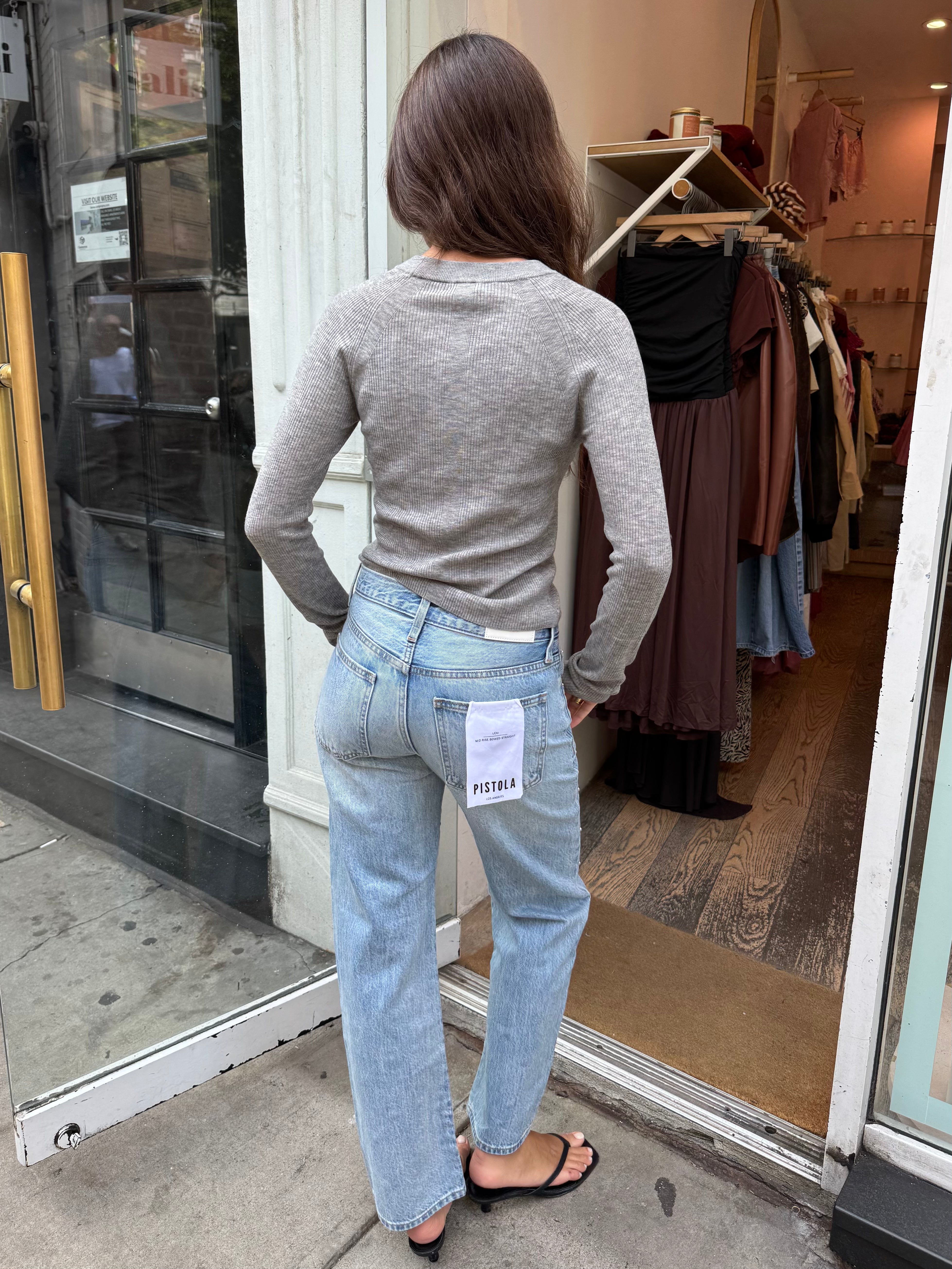 Lexi Mid Rise Bowed Straight in Aries
