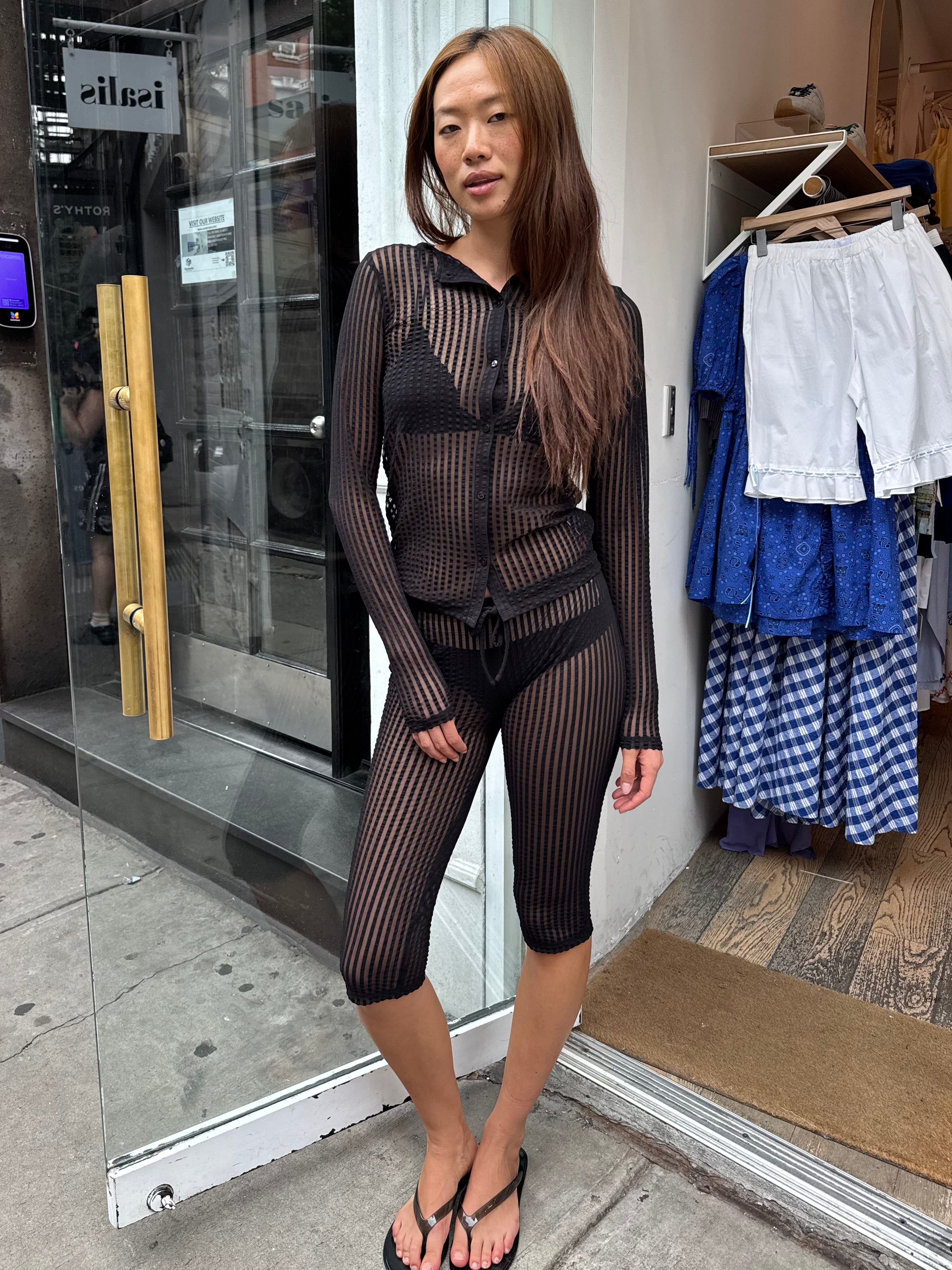 Addison Capri in Black