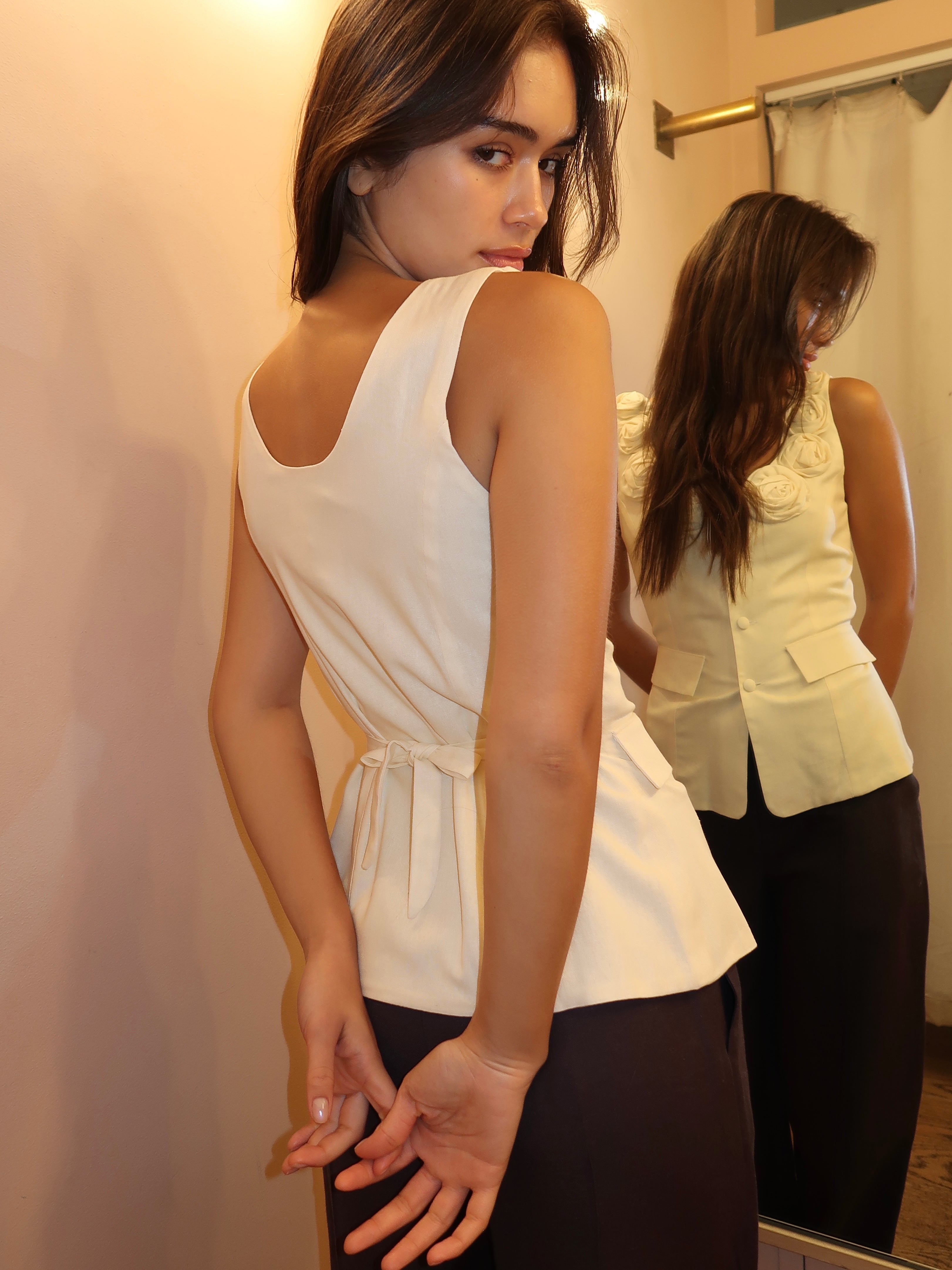 Loire Linen Top in Ivory