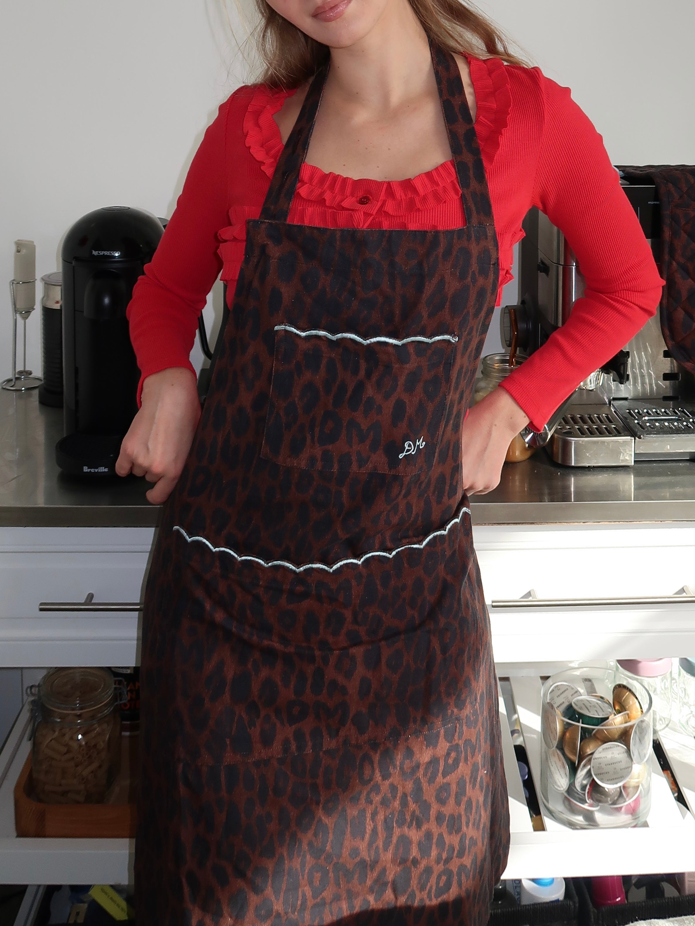 Scallop Apron in Dark Leopard